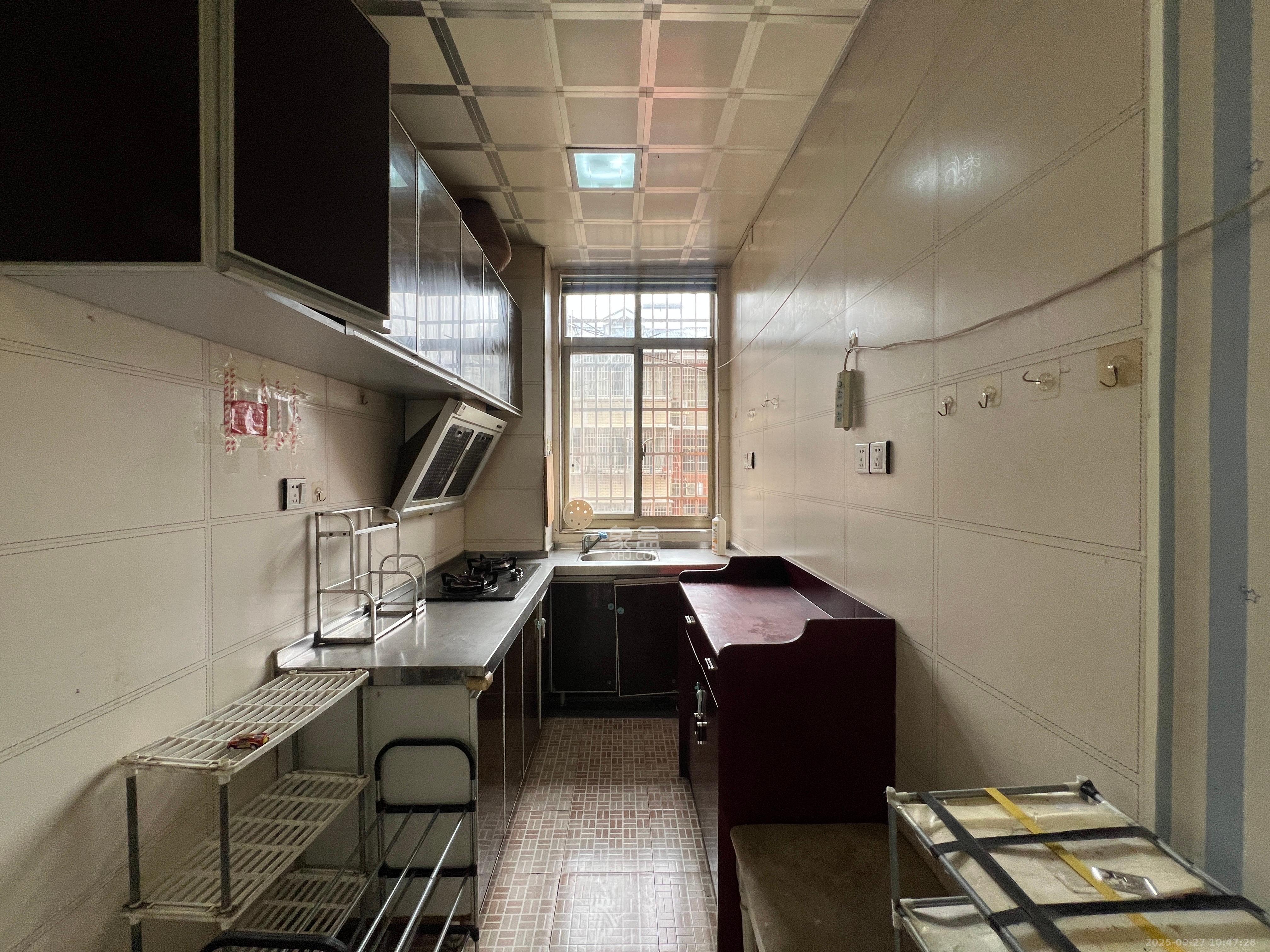 洪西安置小区（洪缘小区）  1室0厅0卫    1600.0元/月室内图