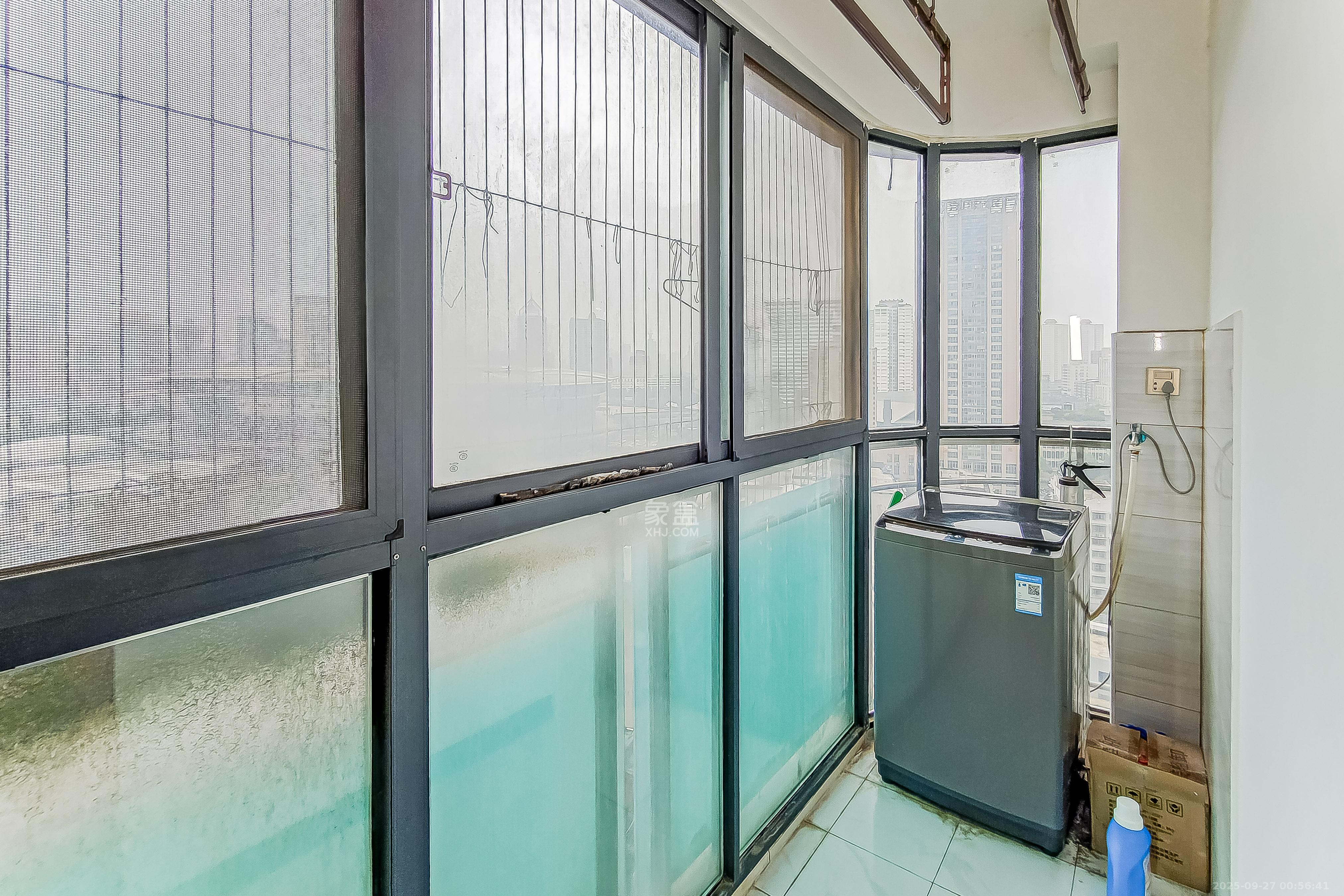 智邦家园 3室2厅2卫 135.0万 智邦家园 3室2厅2卫 135.0万阳台