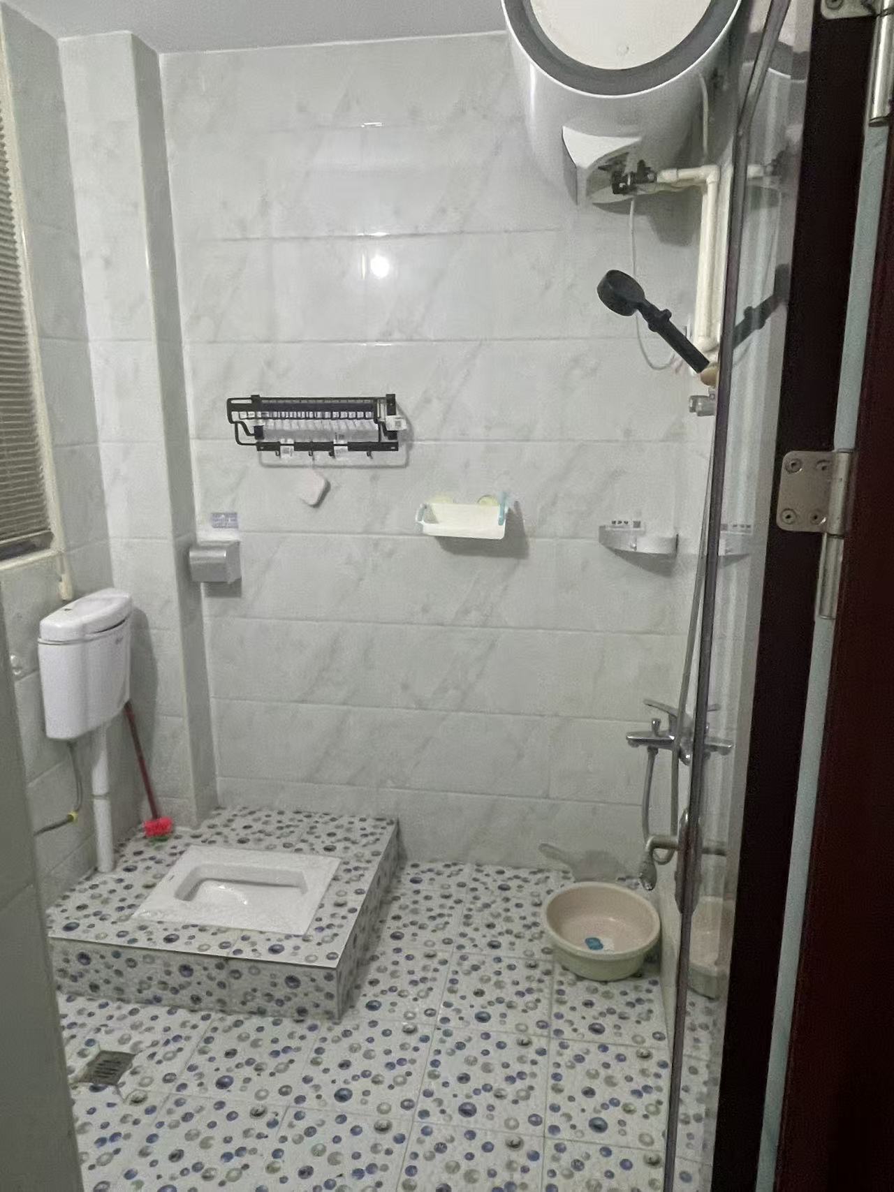 德盛华庭  1室0厅1卫   1200.00元/月室内图