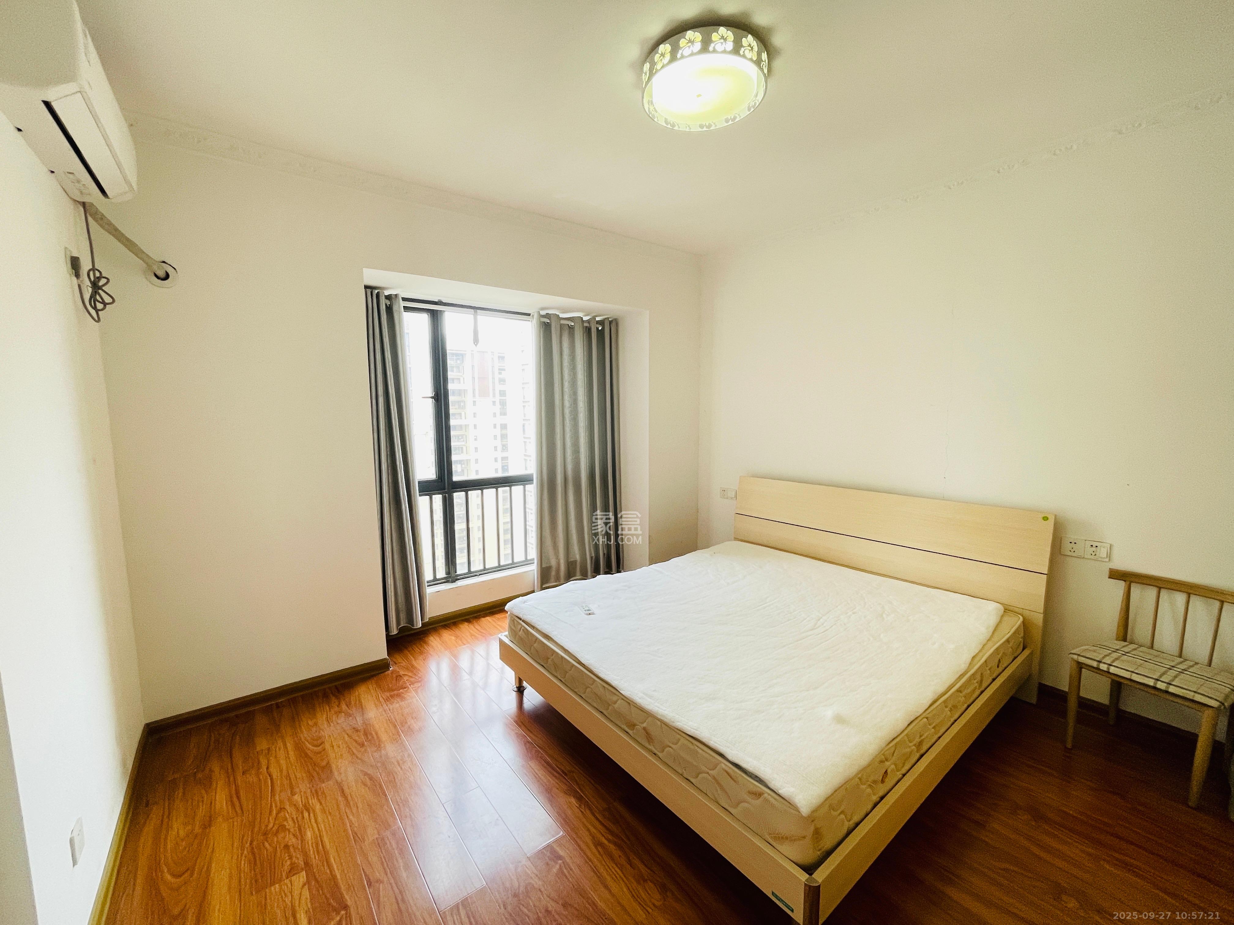 兰亭都荟（璟峰苑）  3室2厅2卫    3300.0元/月室内图