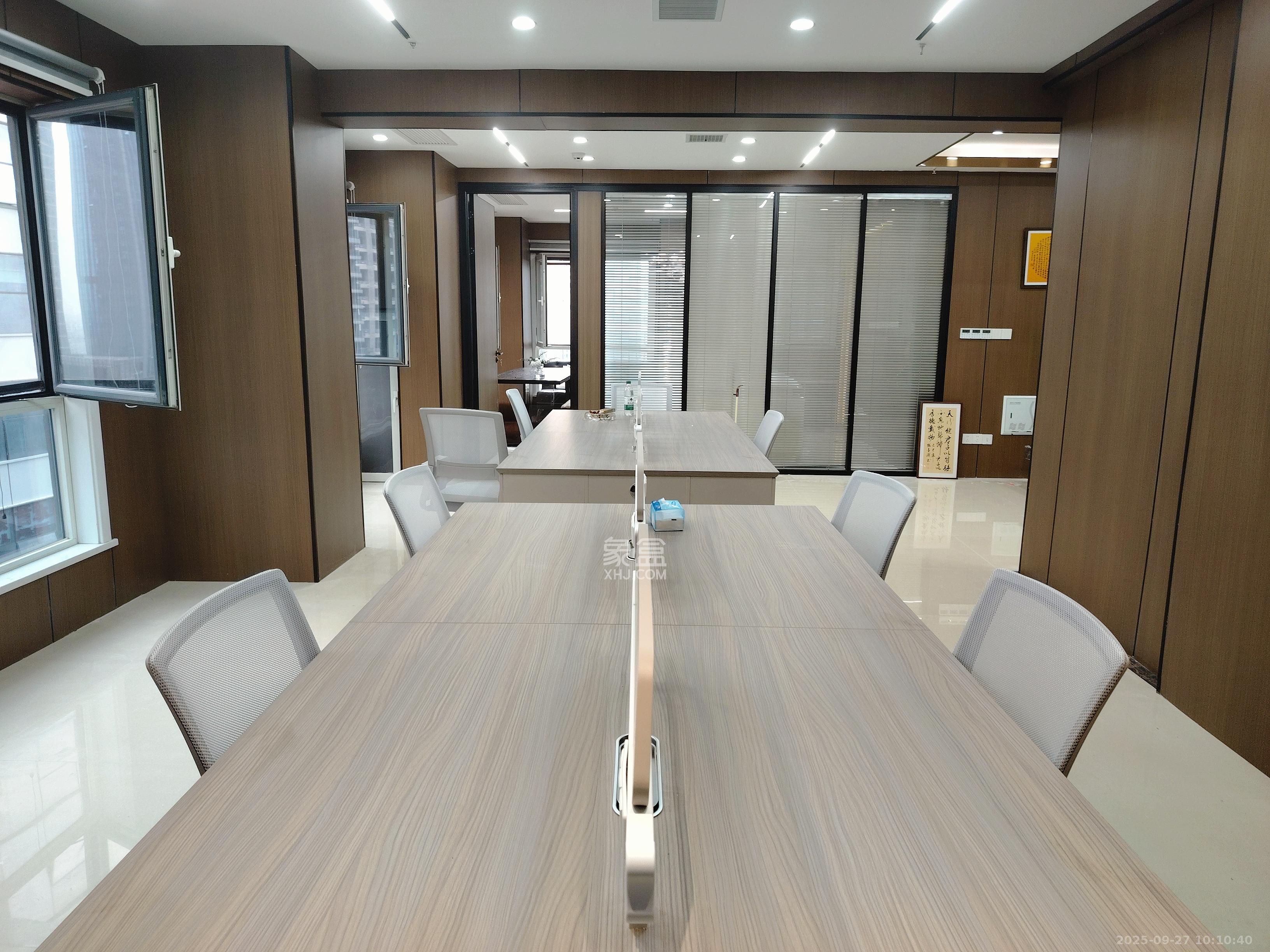 北辰三角洲B1E1区  2室1厅1卫   6800.00元/月室内图