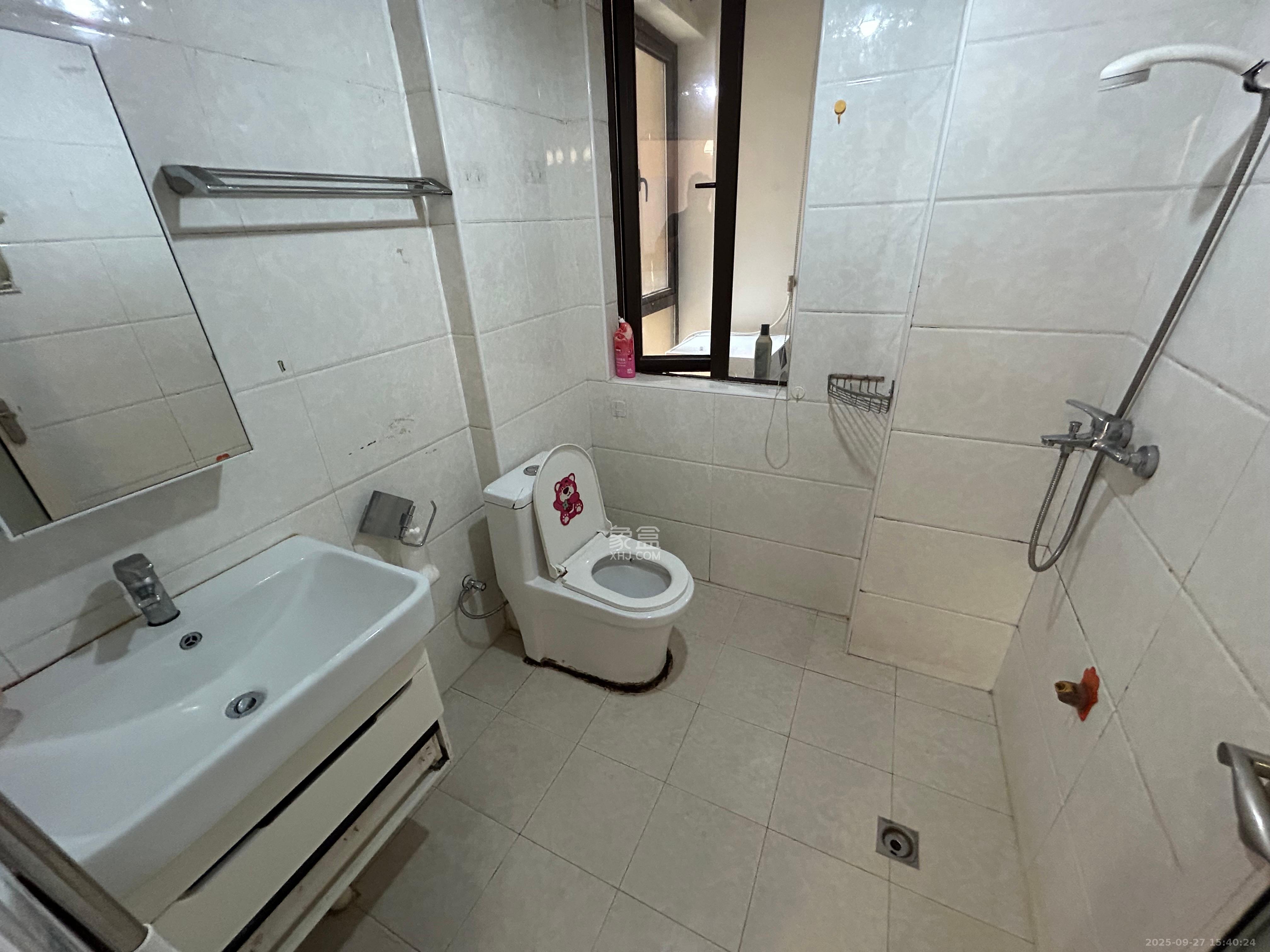 梅溪鑫苑名家 3室2厅1卫 2200.0元/月 梅溪鑫苑名家 3室2厅1卫 2200.0元/月室内图