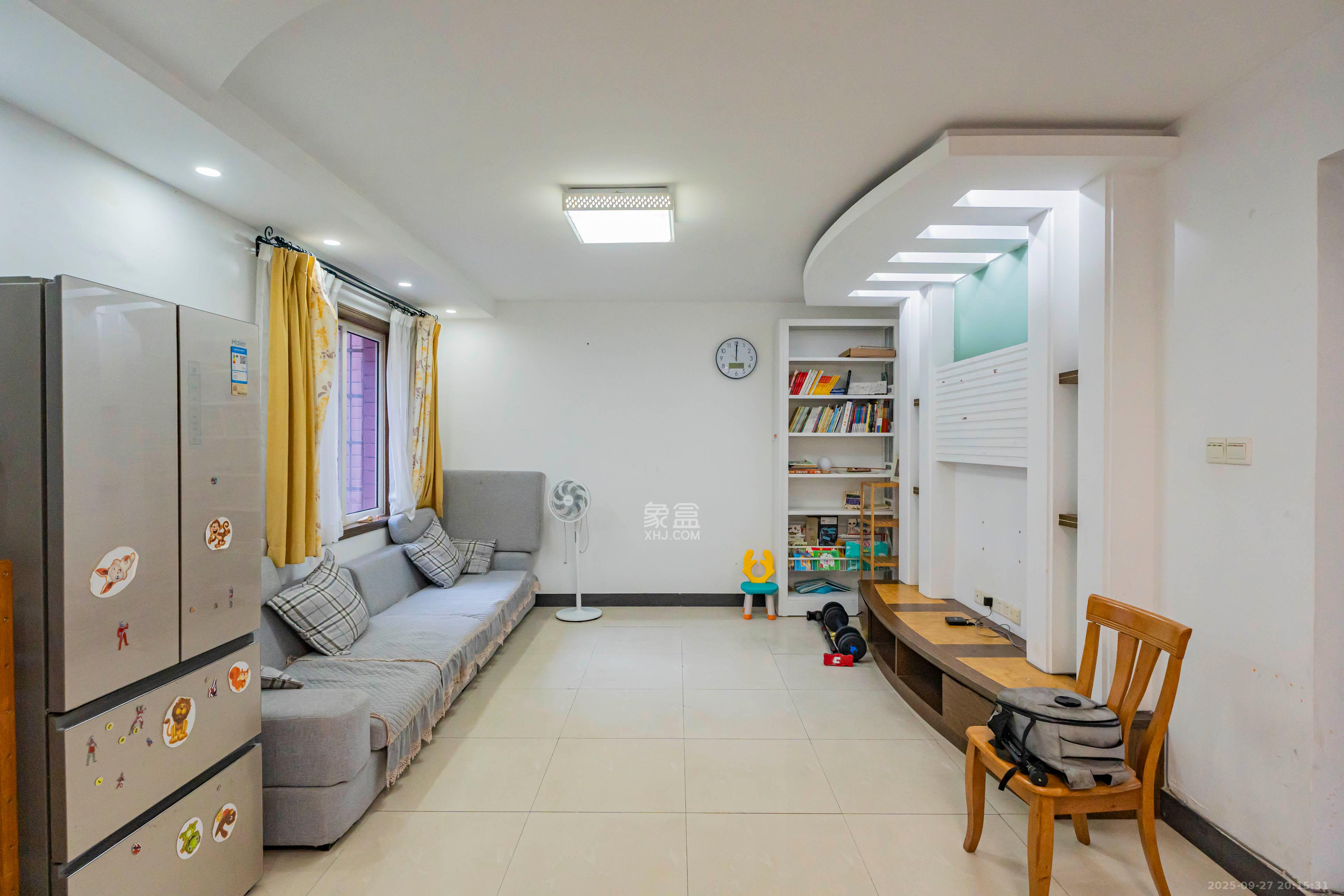 四方小区 2室2厅1卫 50.0万 四方小区 2室2厅1卫 50.0万客厅