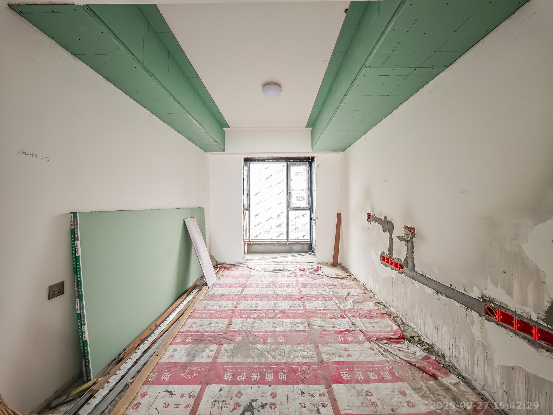 长沙万境潇湘 1室2厅3卫 280.0万 长沙万境潇湘 1室2厅3卫 280.0万卧室