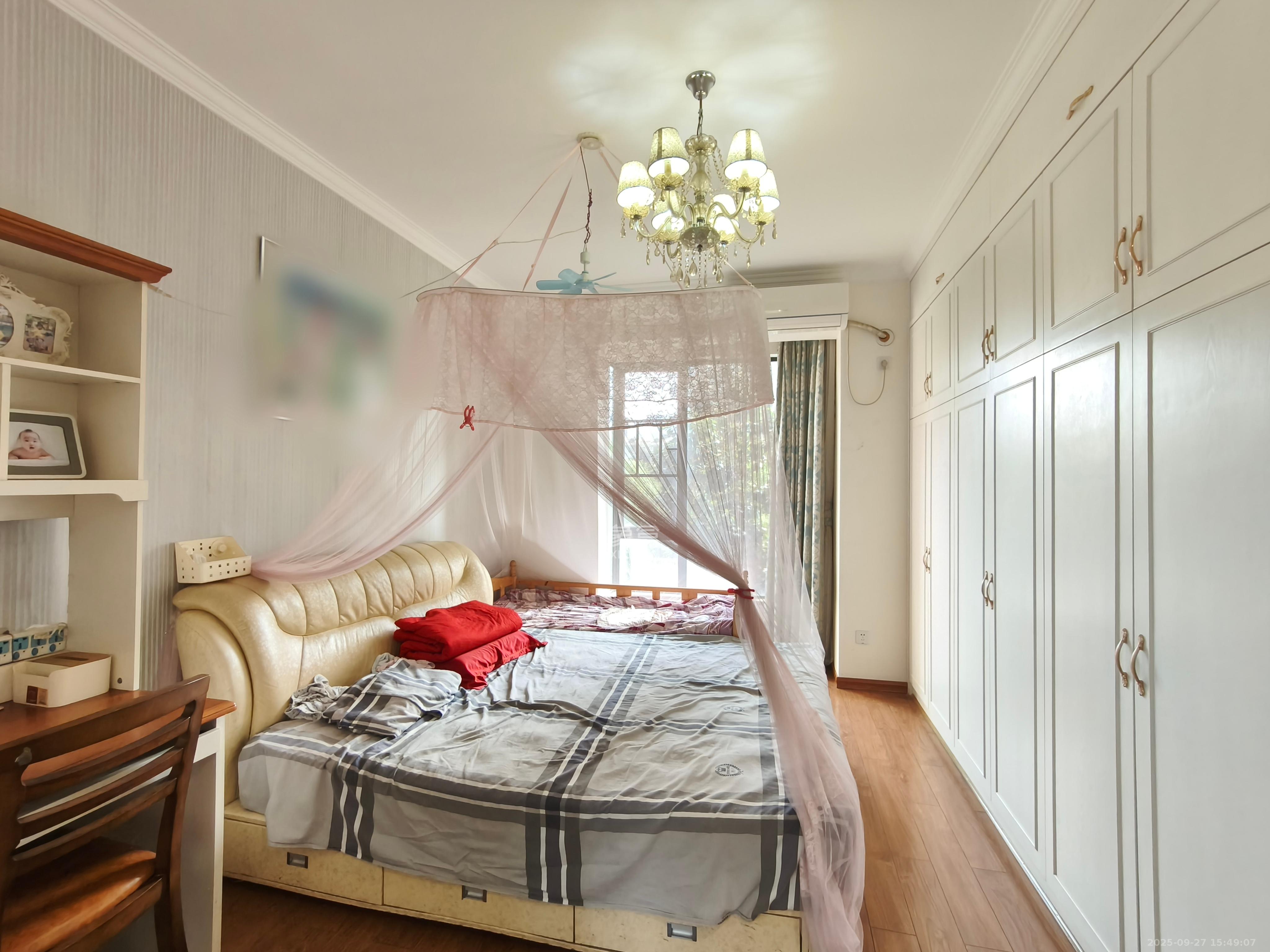 长房白沙湾 3室2厅2卫 3500.0元/月 长房白沙湾 3室2厅2卫 3500.0元/月室内图