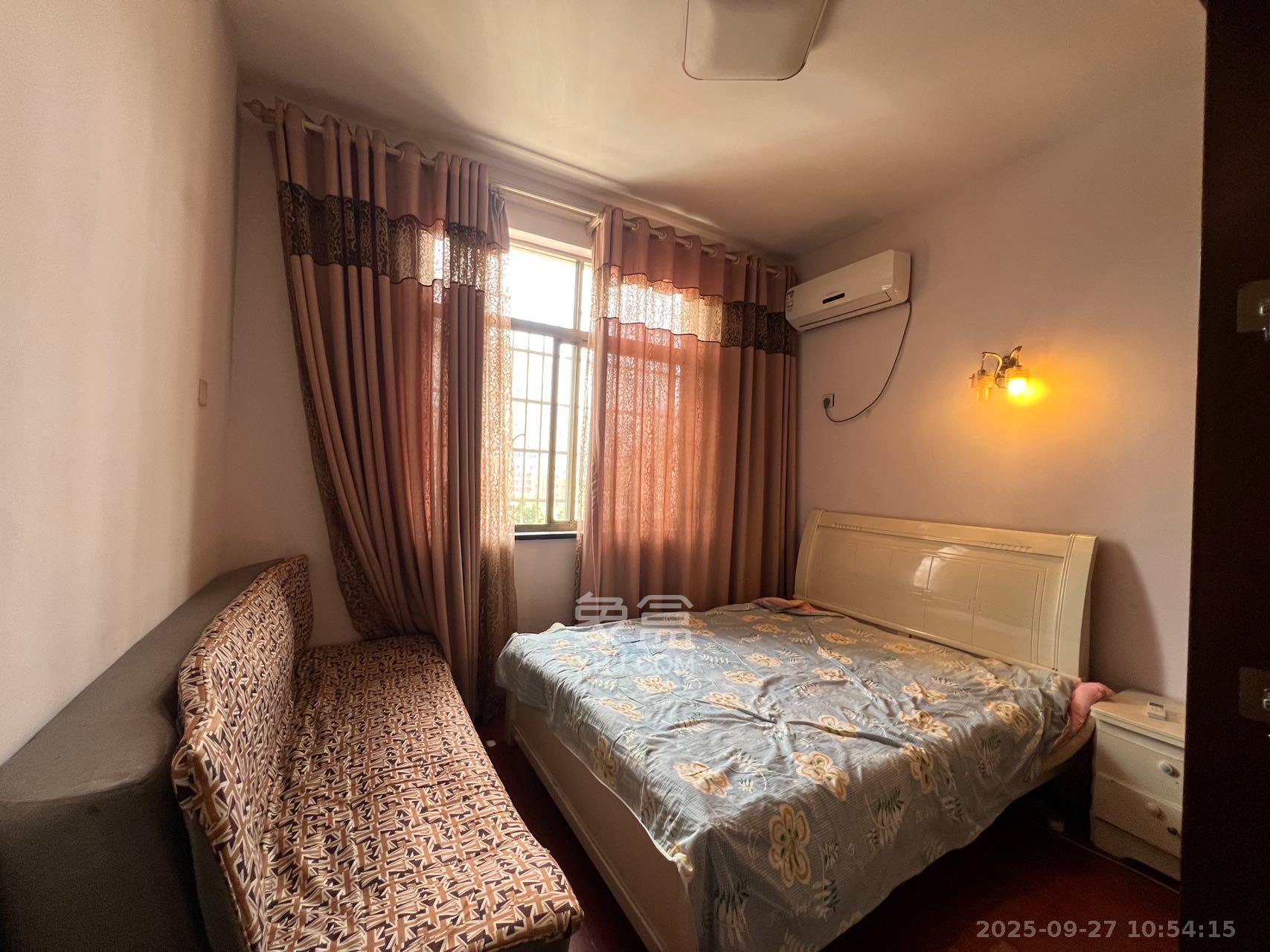 洪西安置小区(洪缘小区) 2室2厅1卫 1600.0元/月 洪西安置小区(洪缘小区) 2室2厅1卫 1600.0元/月室内图