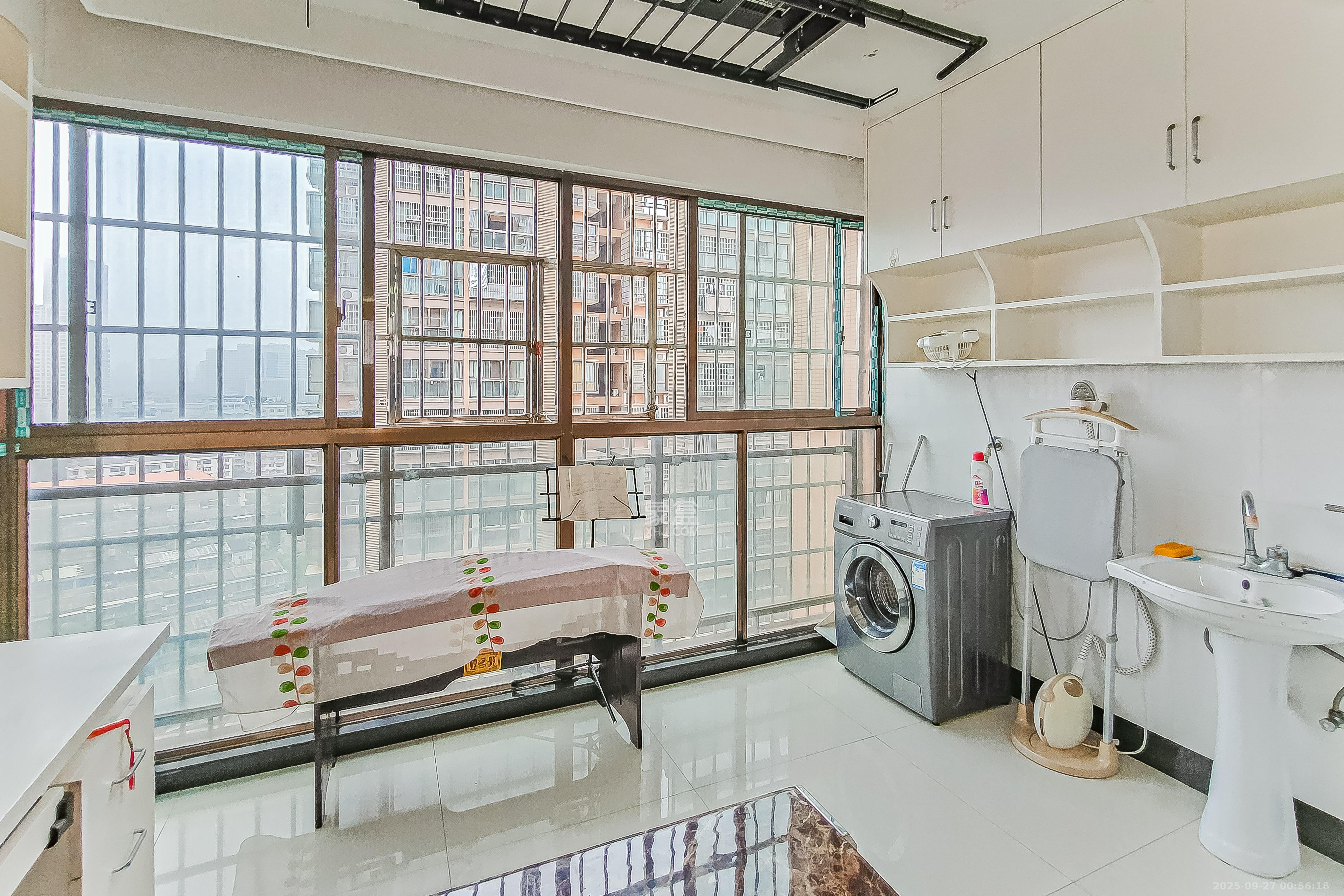 君悦紫园 2室2厅1卫 116.0万 君悦紫园 2室2厅1卫 116.0万阳台