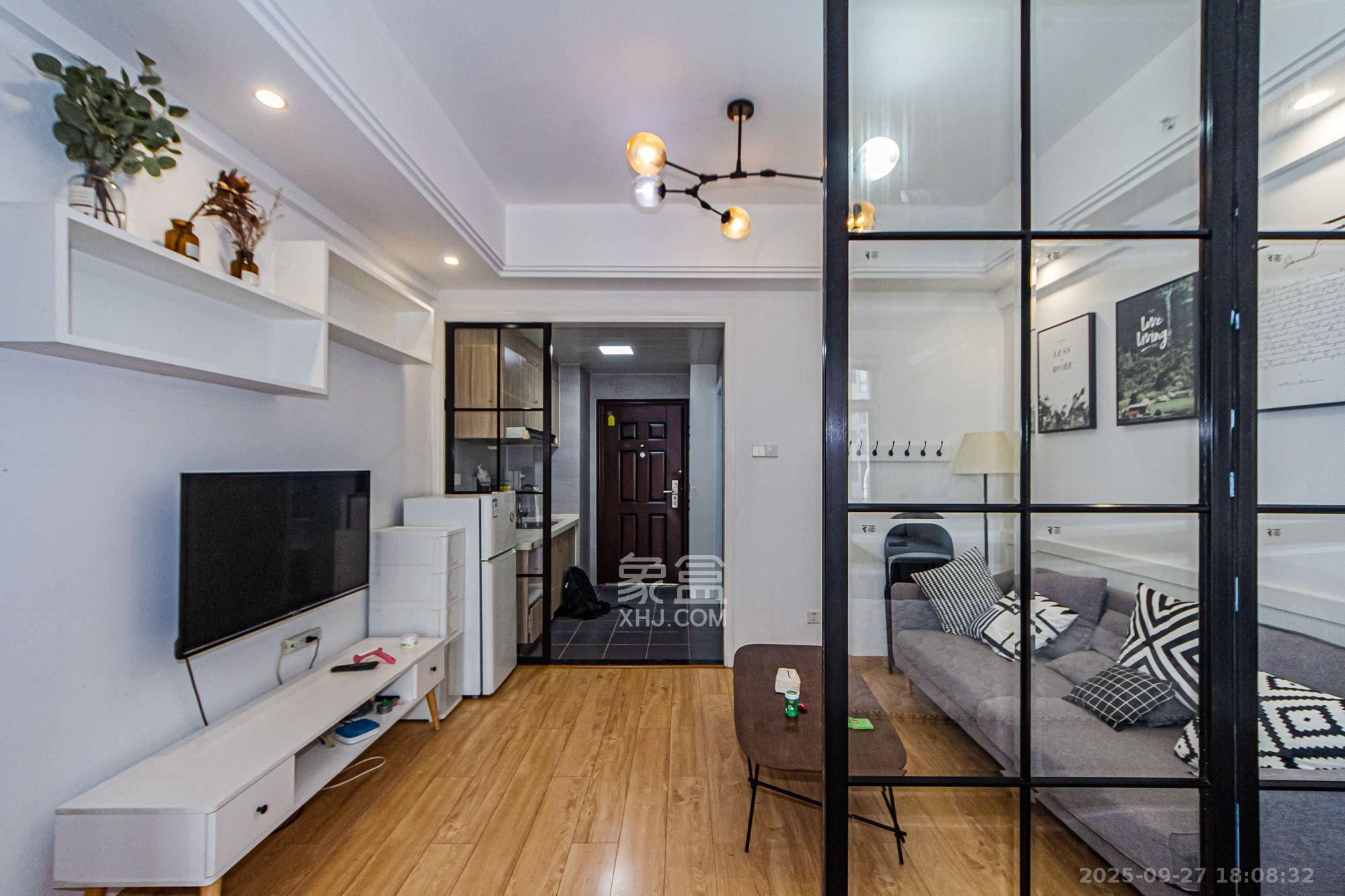 北辰三角洲E4区 1室1厅1卫 2300.0元/月 北辰三角洲E4区 1室1厅1卫 2300.0元/月室内图