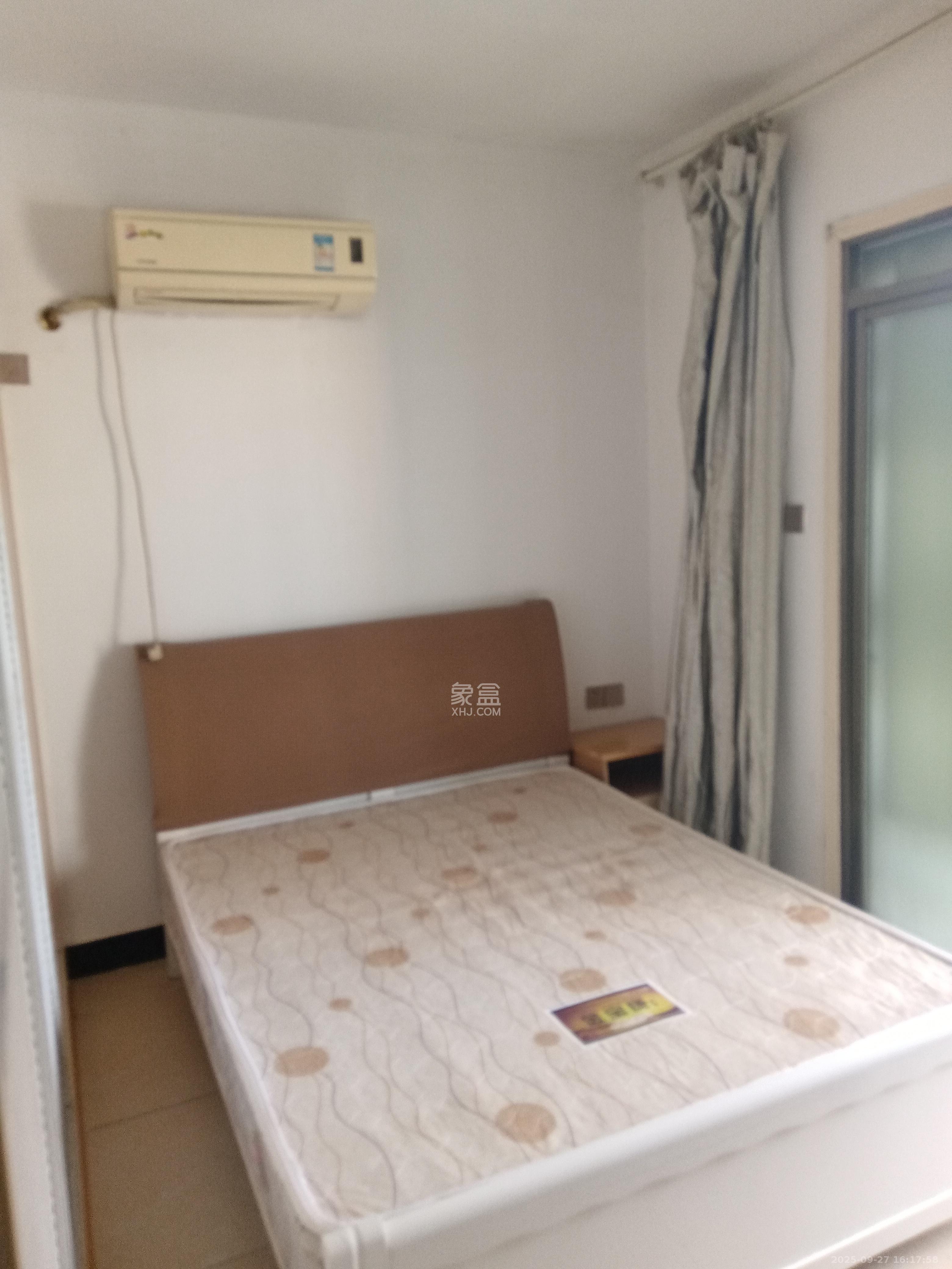 咸嘉新村嘉和苑  1室1厅1卫   1800.00元/月