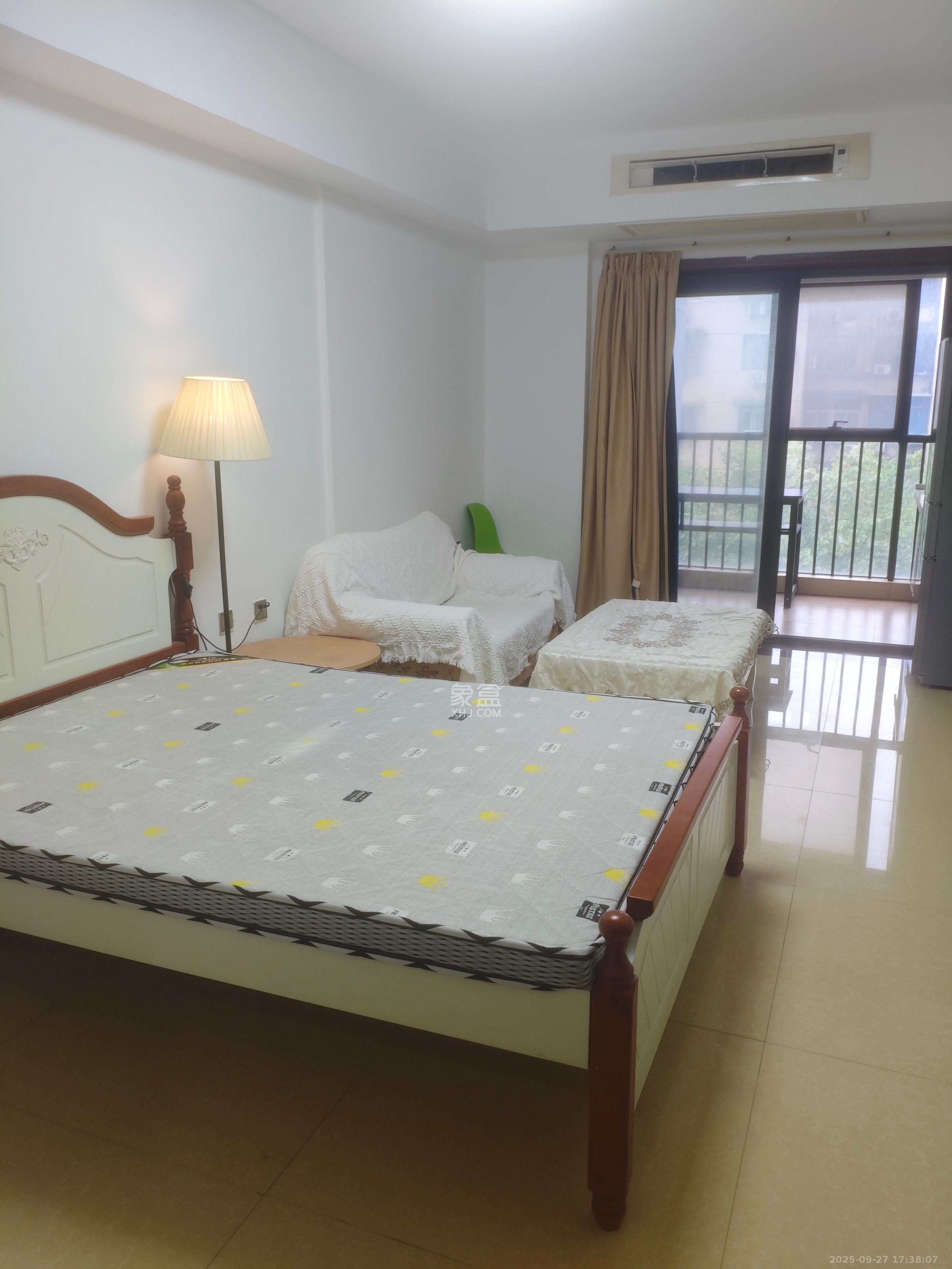 东塘瑞府  1室0厅0卫   1500.00元/月室内图