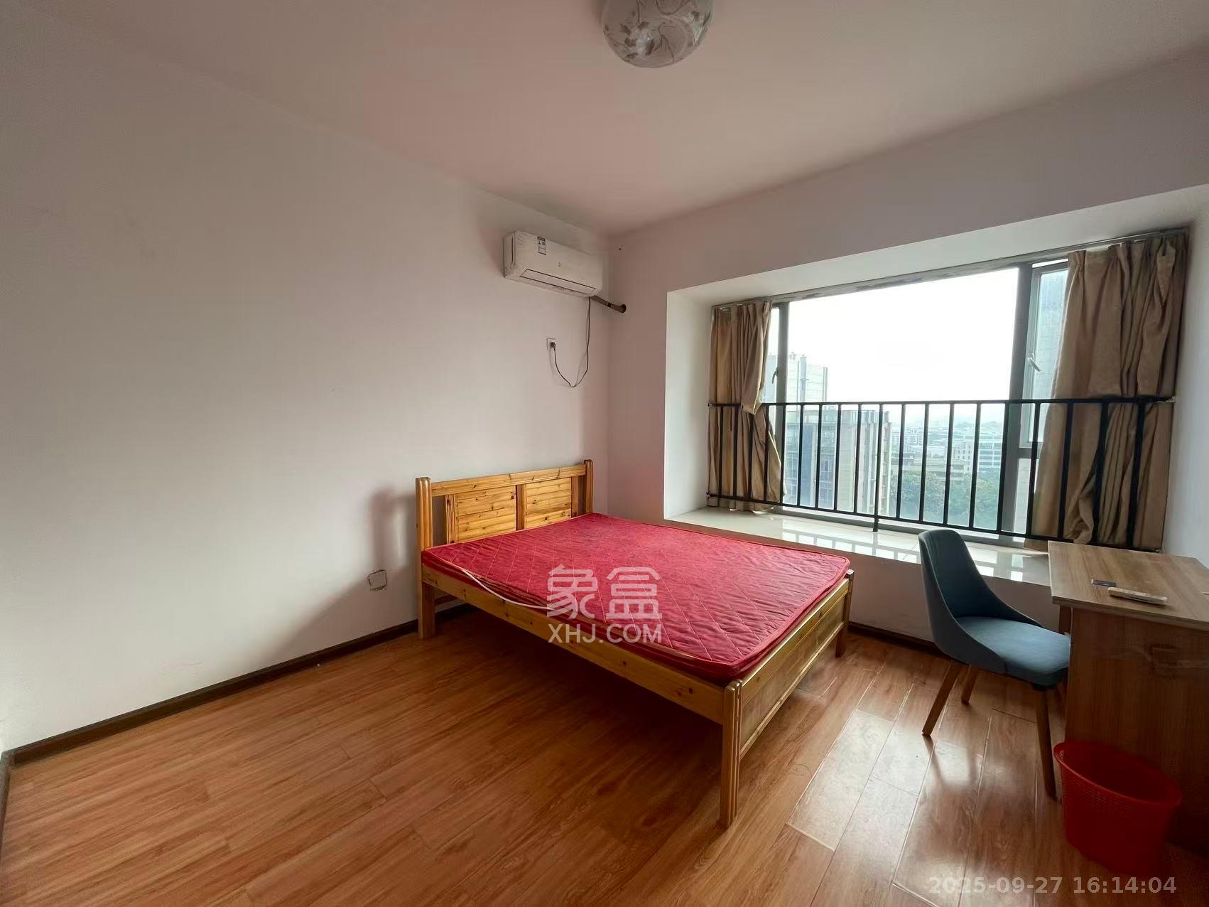 潇湘奥林匹克花园  3室2厅1卫    2500.0元/月室内图