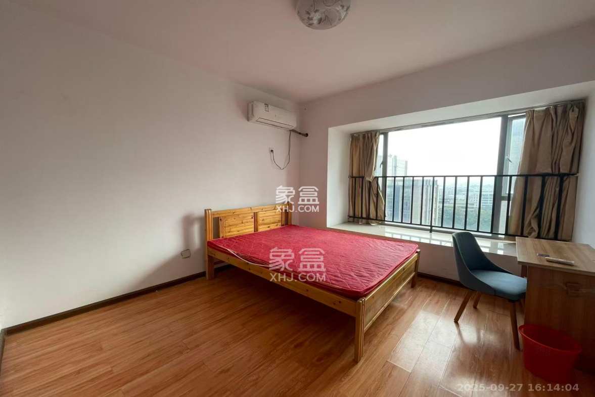 潇湘奥林匹克花园 3室2厅1卫 2500.0元/月 潇湘奥林匹克花园 3室2厅1卫 2500.0元/月室内图