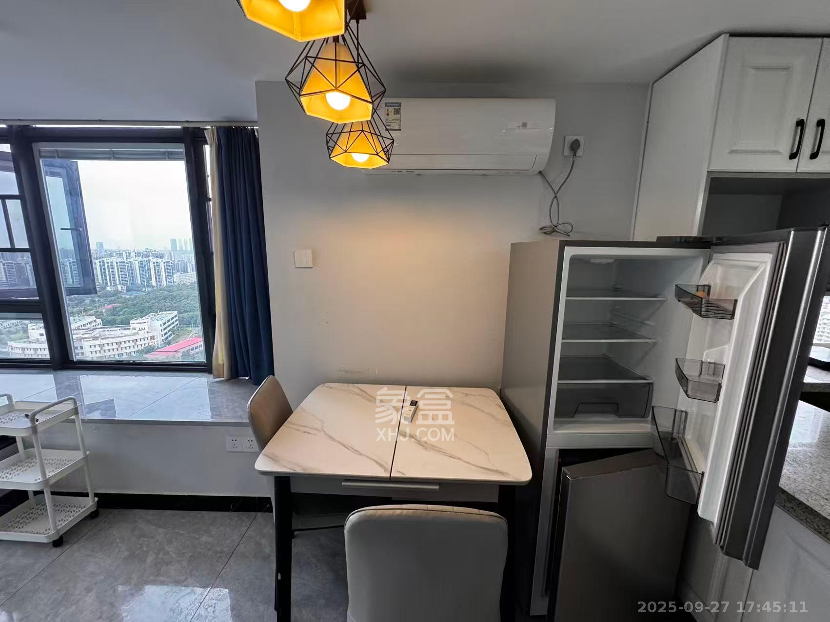 华润翡翠府 2室2厅2卫 2200.0元/月 华润翡翠府 2室2厅2卫 2200.0元/月室内图