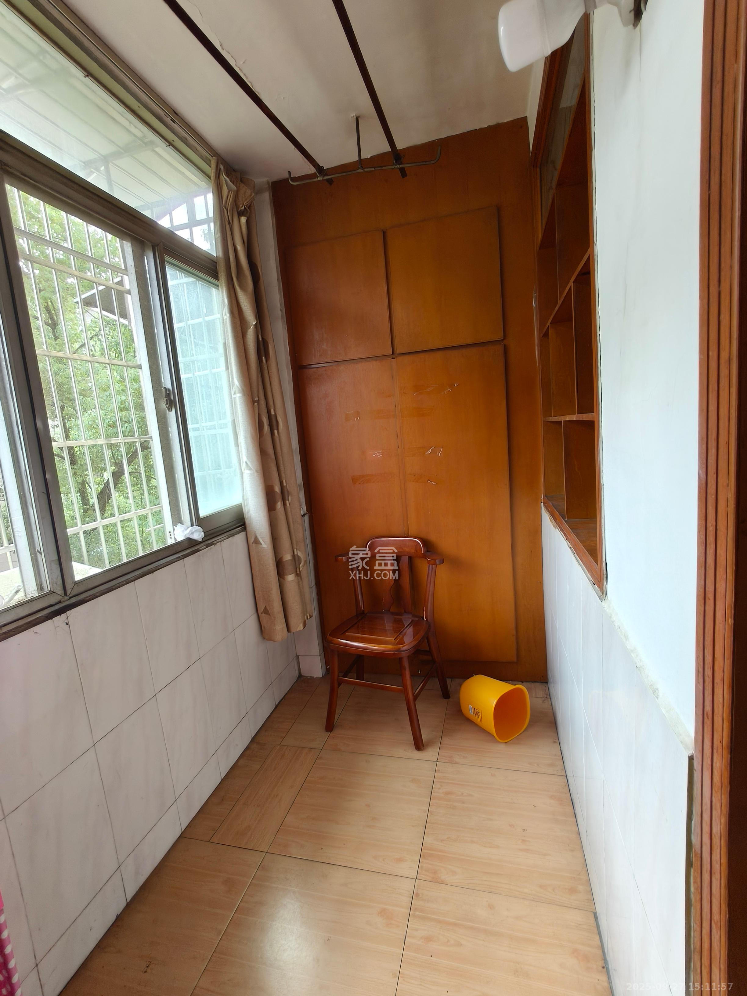 阿弥岭一二片  2室1厅1卫    1100.0元/月室内图