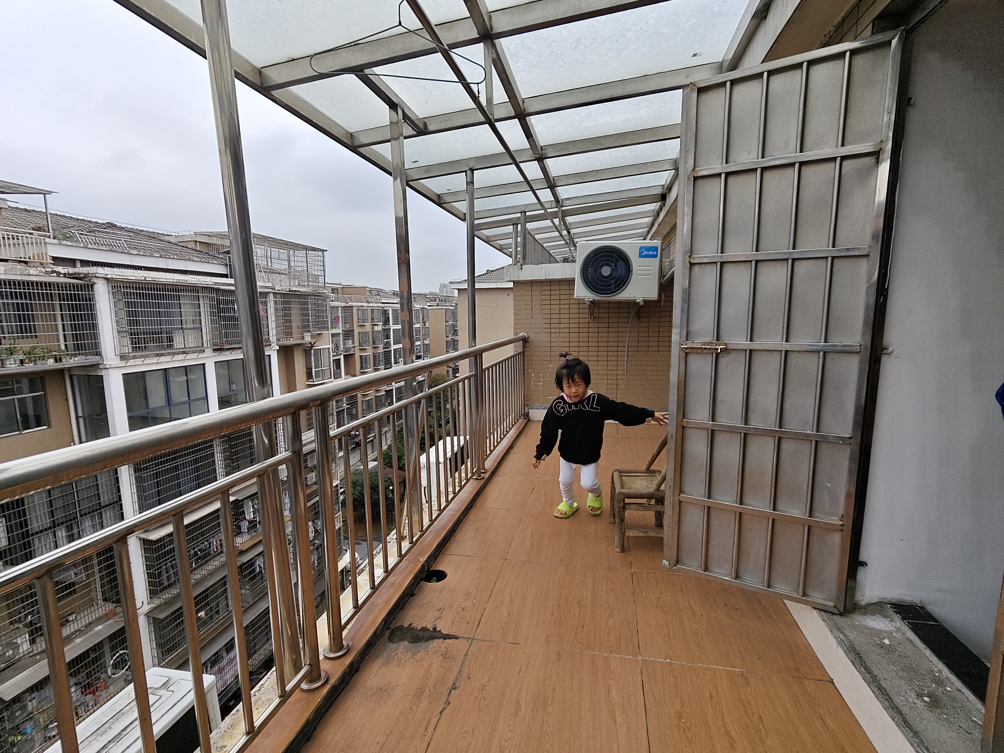 幸福里 3室1厅1卫 400.0元/月 幸福里 3室1厅1卫 400.0元/月室内图