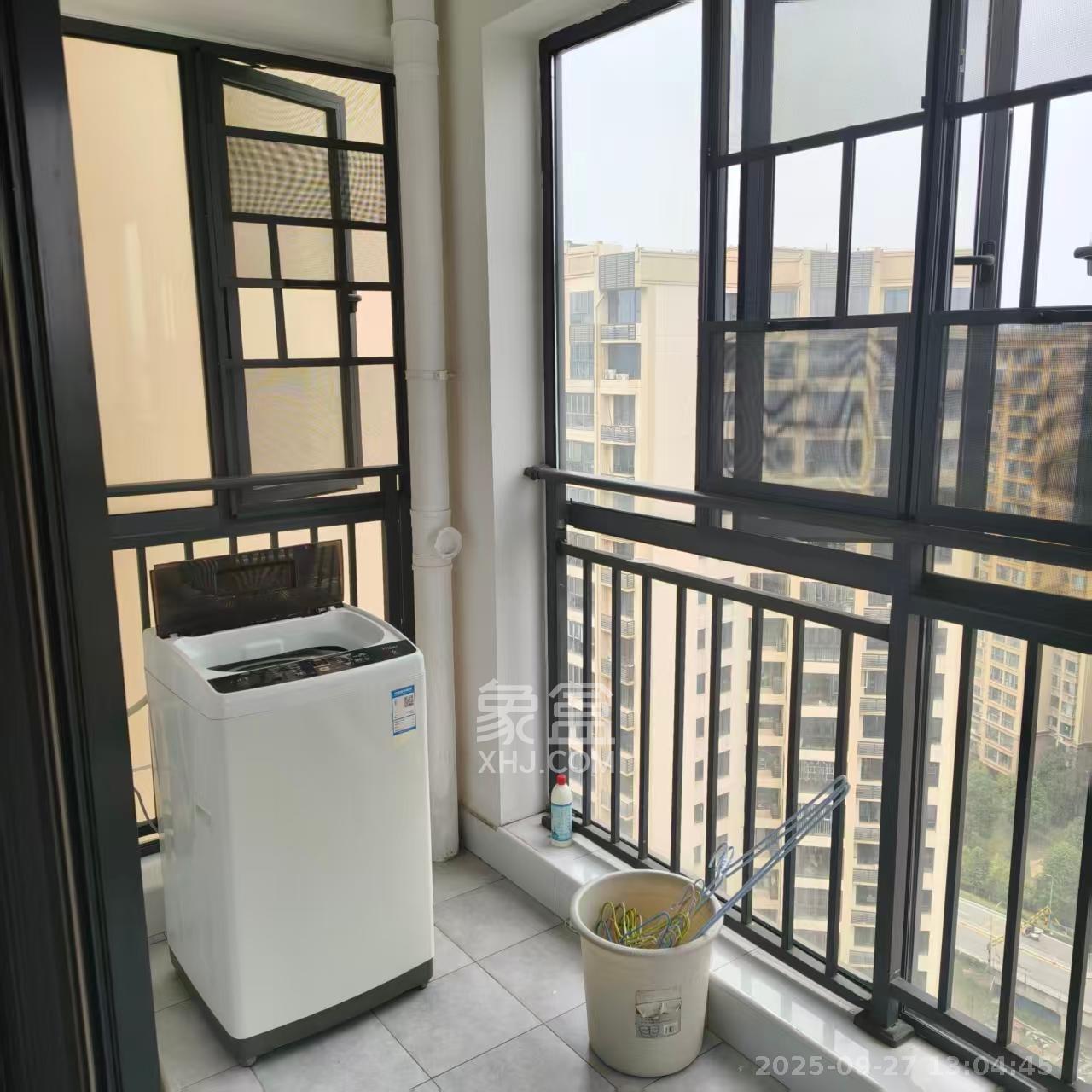 怡海星城 3室1厅2卫 2200.0元/月 怡海星城 3室1厅2卫 2200.0元/月室内图