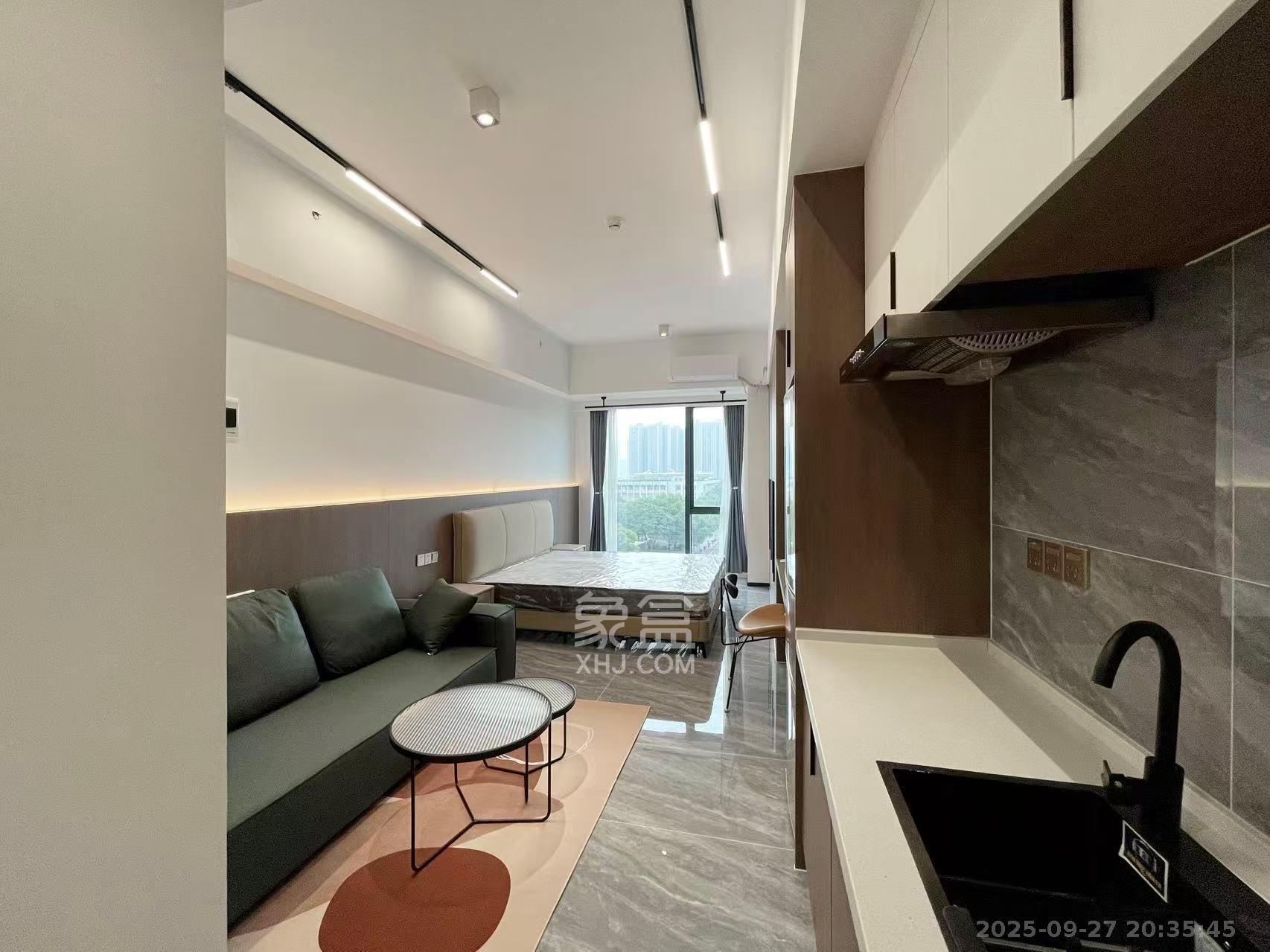 万润时光里 1室1厅1卫 2500.0元/月 万润时光里 1室1厅1卫 2500.0元/月室内图