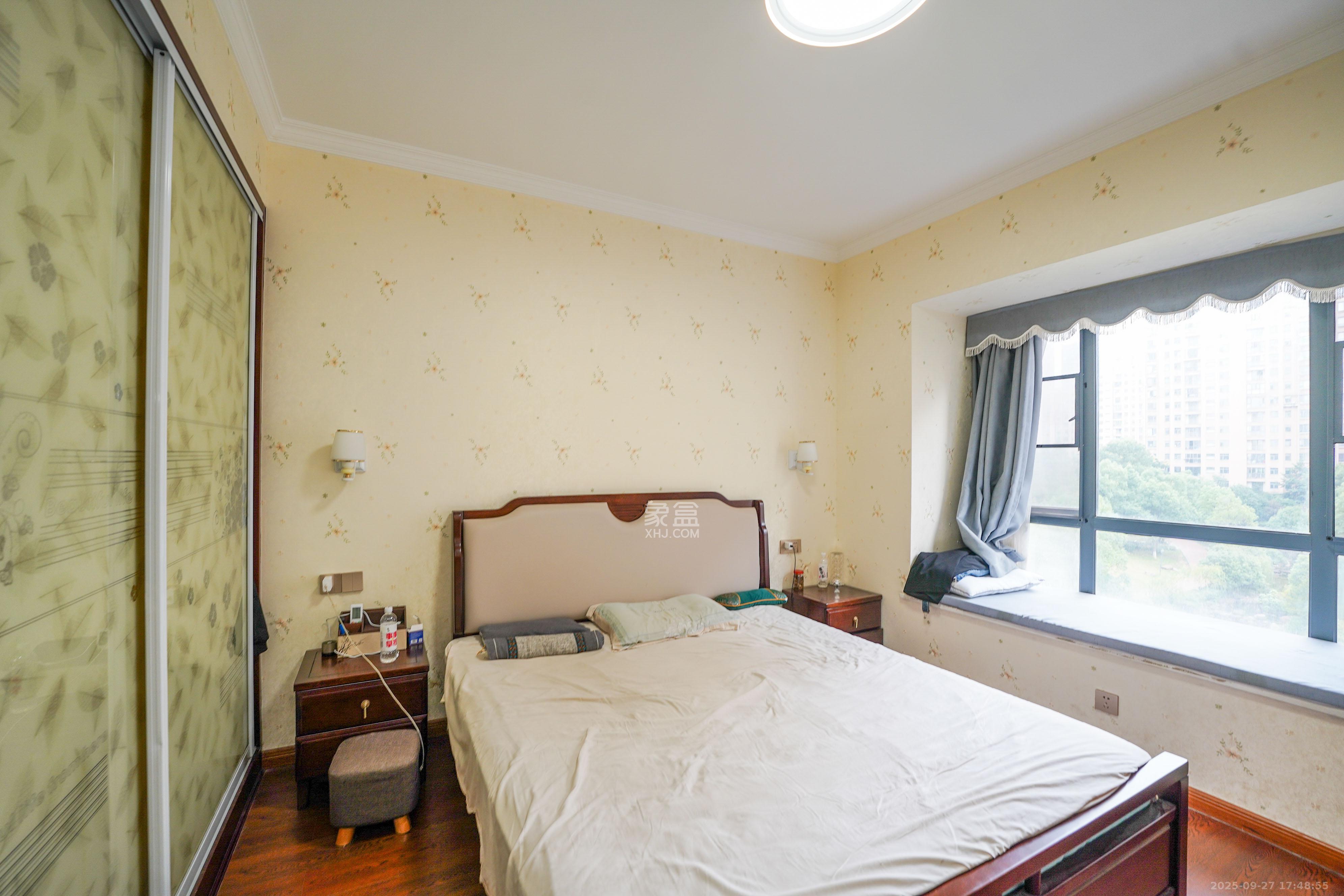 和美星城  3室2厅2卫    110.0万卧室