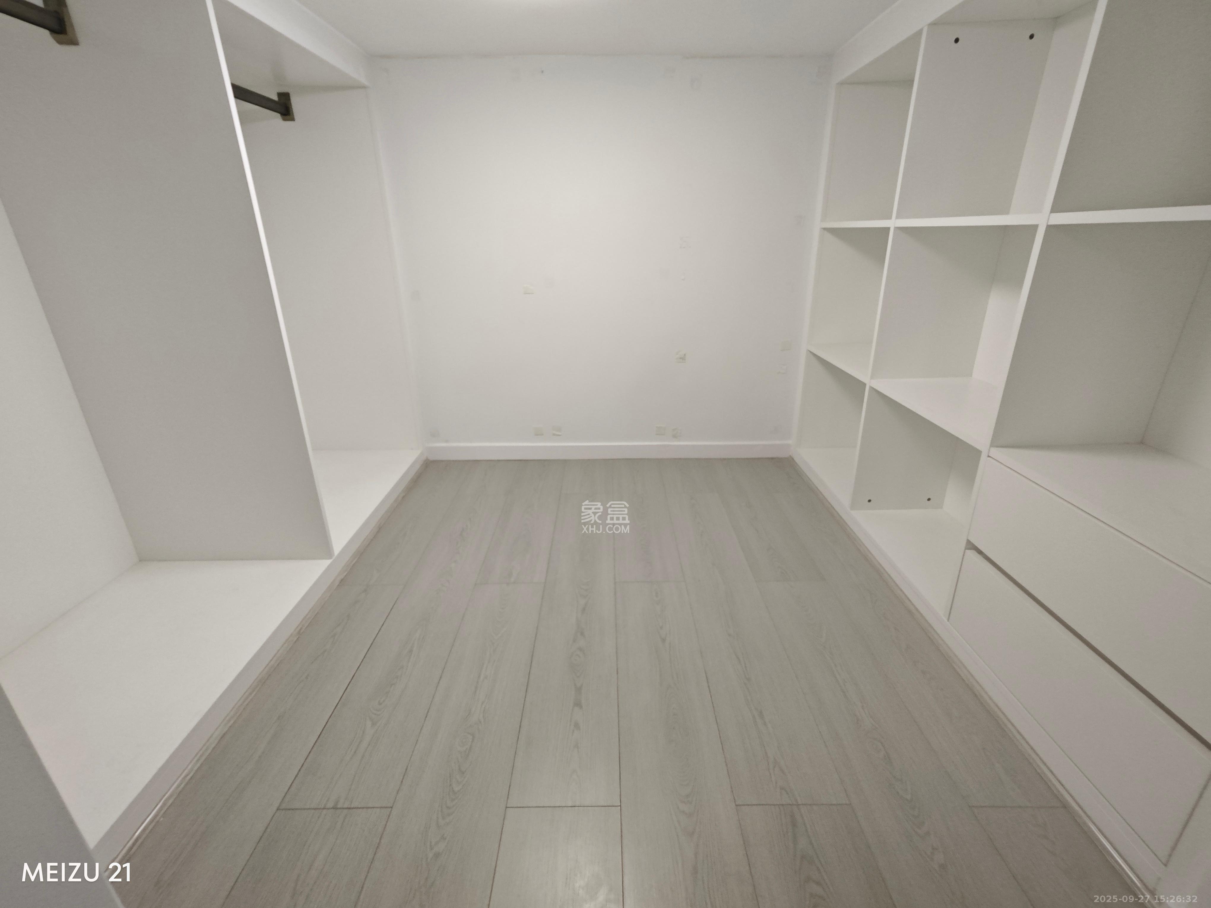 珠江花城好世界 1室1厅1卫 2200.0元/月 珠江花城好世界 1室1厅1卫 2200.0元/月室内图