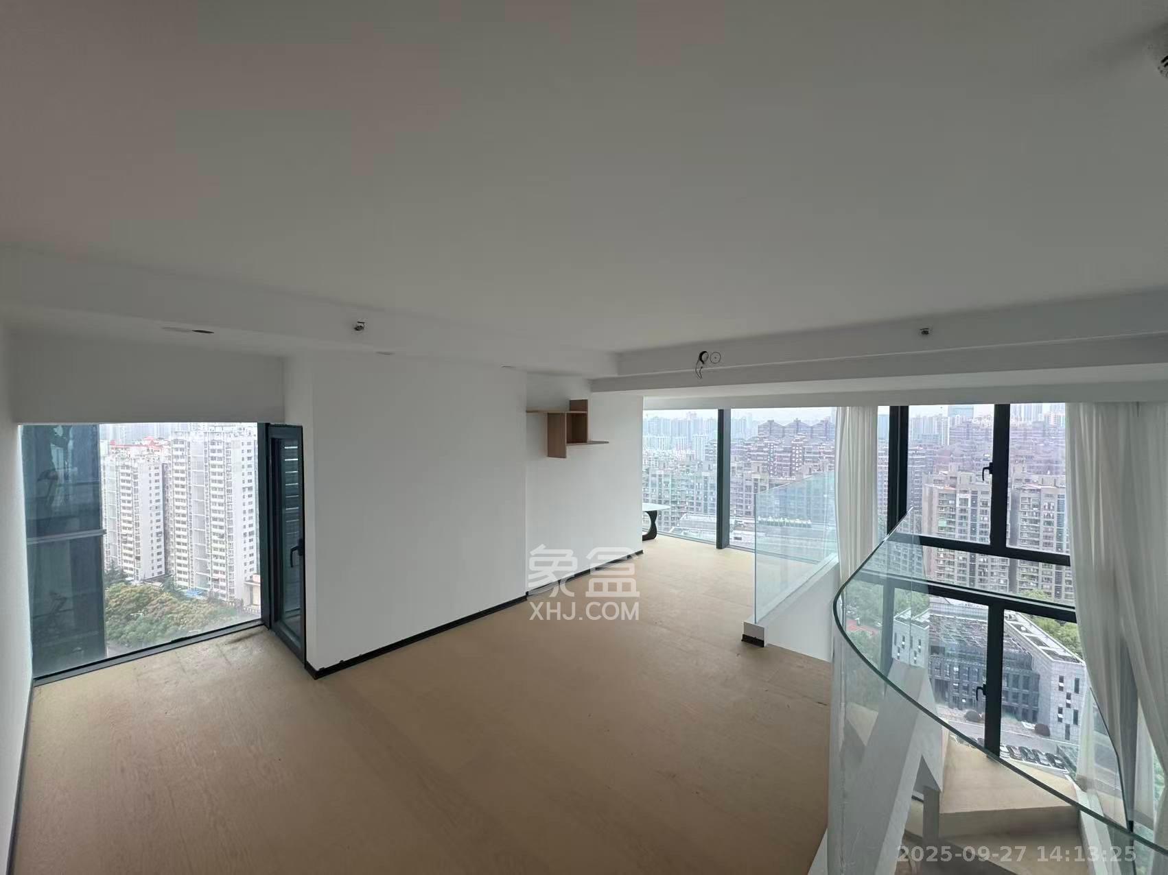 京武浪琴山三期(京武中心) 2室1厅1卫 8500.0元/月 京武浪琴山三期(京武中心) 2室1厅1卫 8500.0元/月室内图