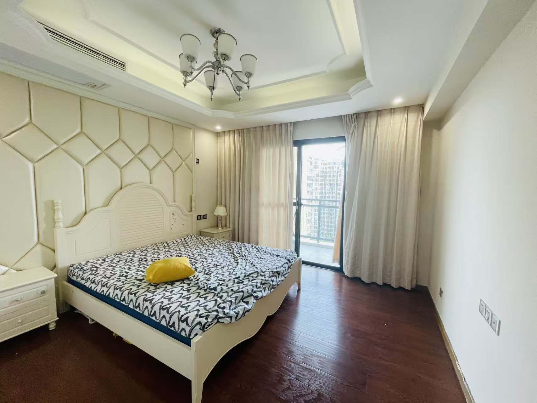 鹏晖新天地 3室2厅2卫 4000.0元/月 鹏晖新天地 3室2厅2卫 4000.0元/月室内图