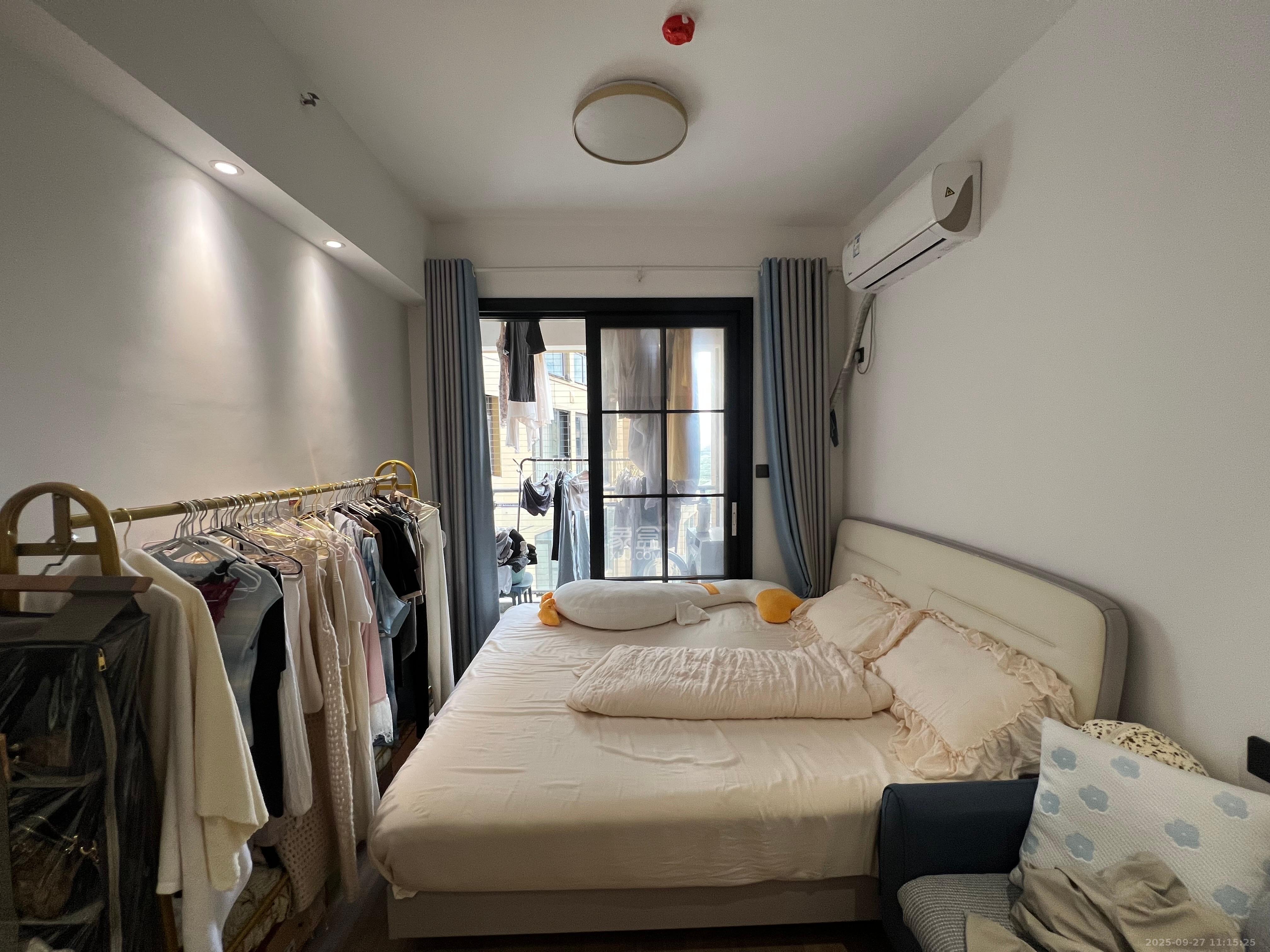 壹廷中央府院(福地花园) 1室1厅1卫 1600.0元/月 壹廷中央府院(福地花园) 1室1厅1卫 1600.0元/月室内图