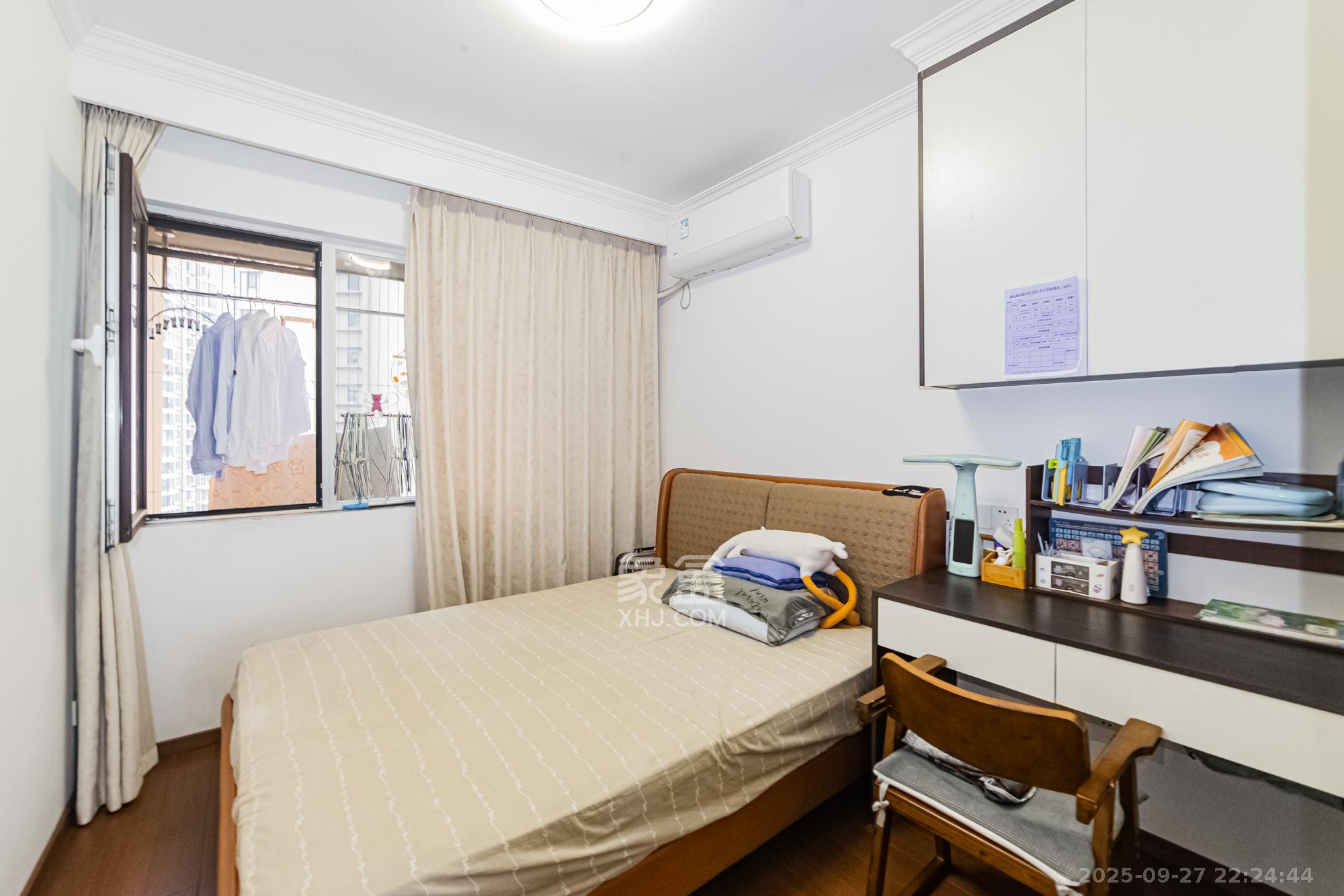 北辰三角洲C2区  3室2厅2卫    228.0万卧室