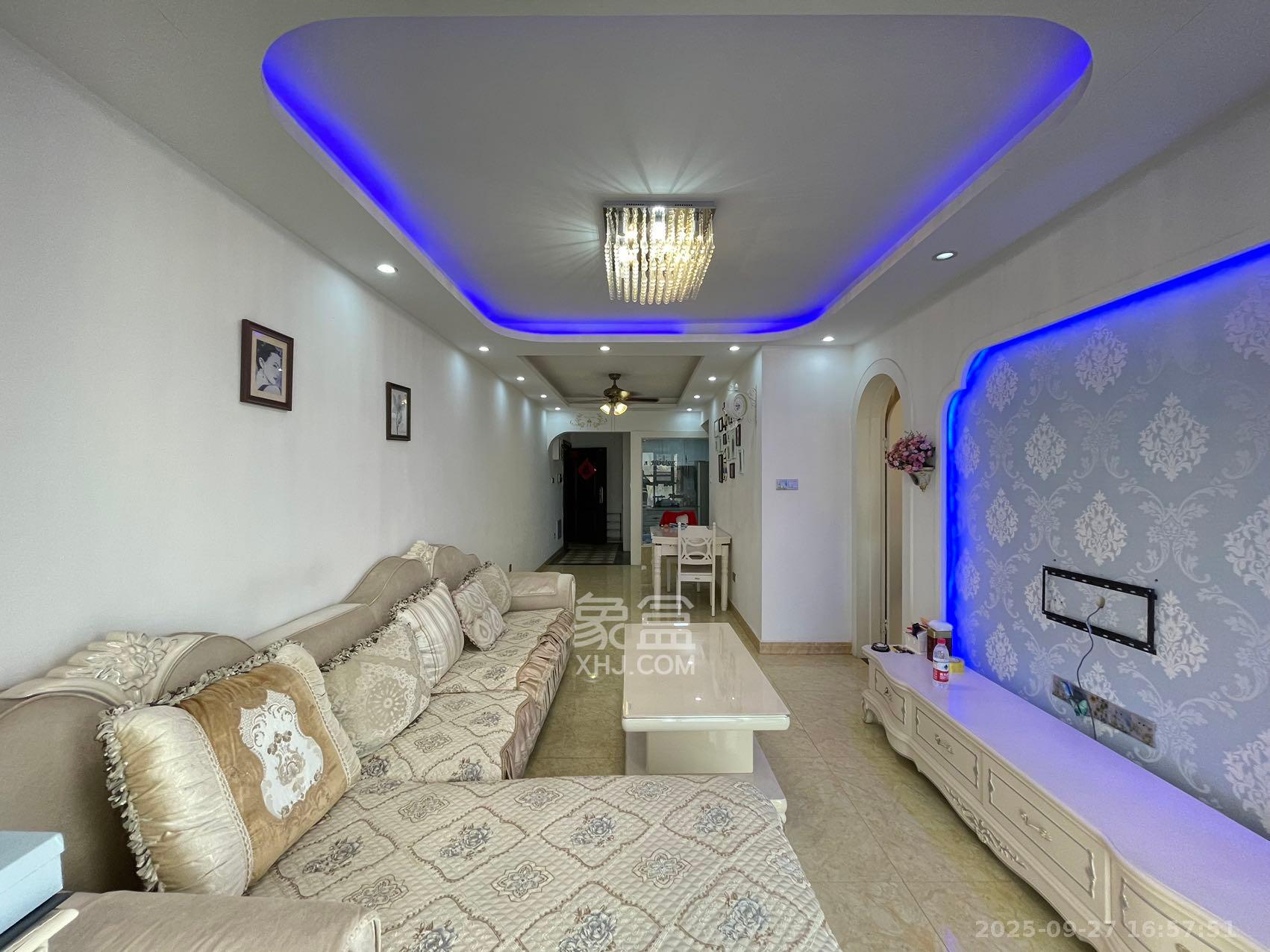 阿普阿布  2室1厅1卫    2700.0元/月室内图