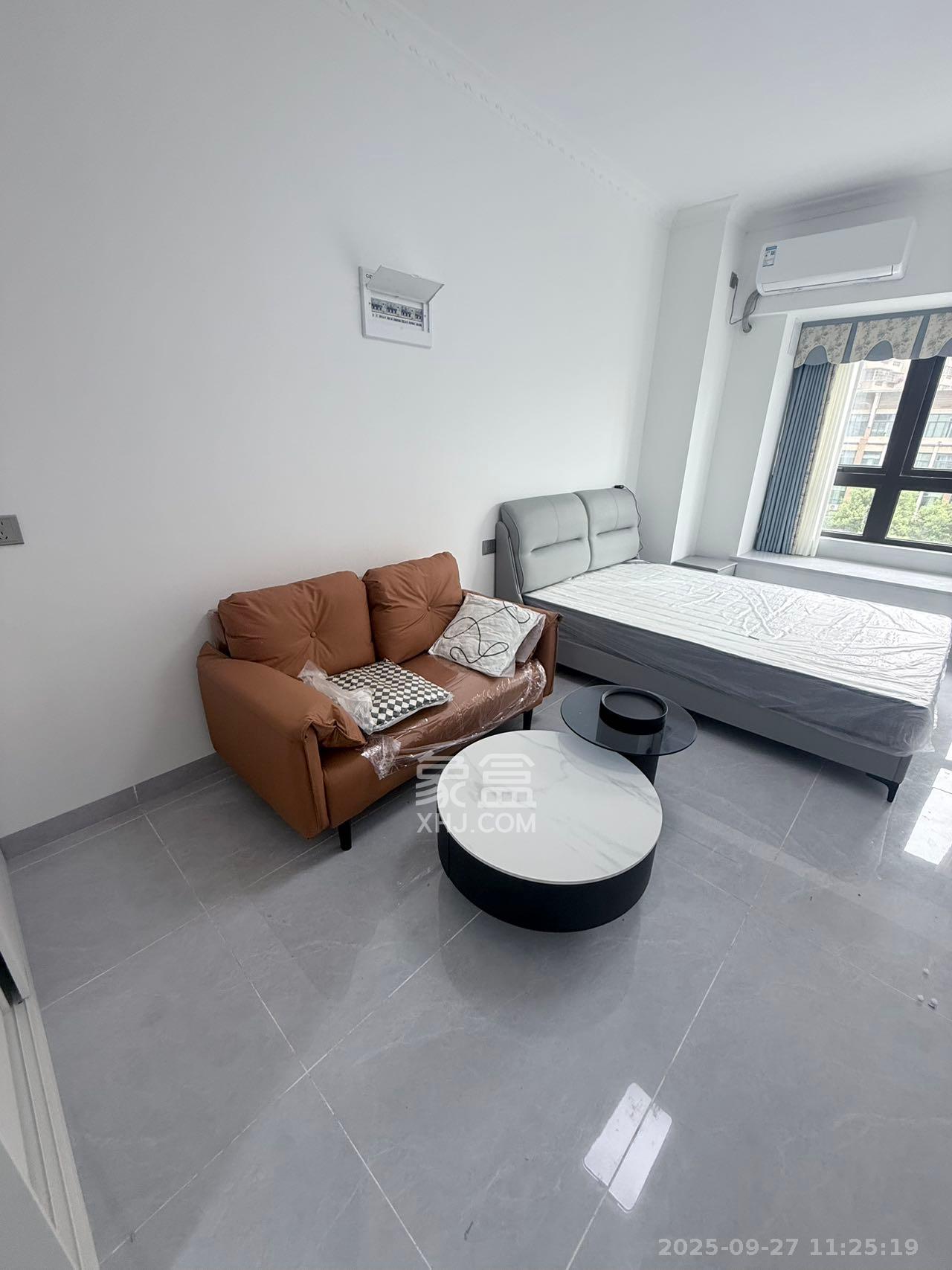 建发玖洲观澜 1室1厅1卫 1400.0元/月 建发玖洲观澜 1室1厅1卫 1400.0元/月室内图