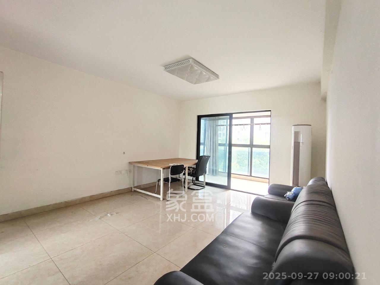 达美D6区 4室2厅2卫 3200.0元/月 达美D6区 4室2厅2卫 3200.0元/月室内图