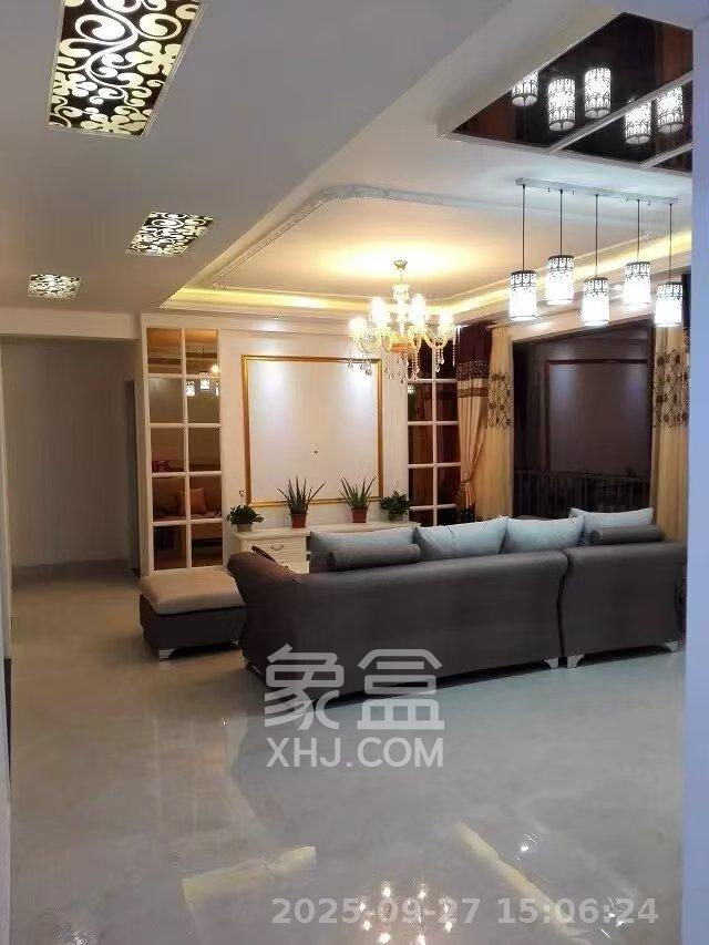 鑫远和城（一、二期）  3室2厅1卫   2500.00元/月室内图