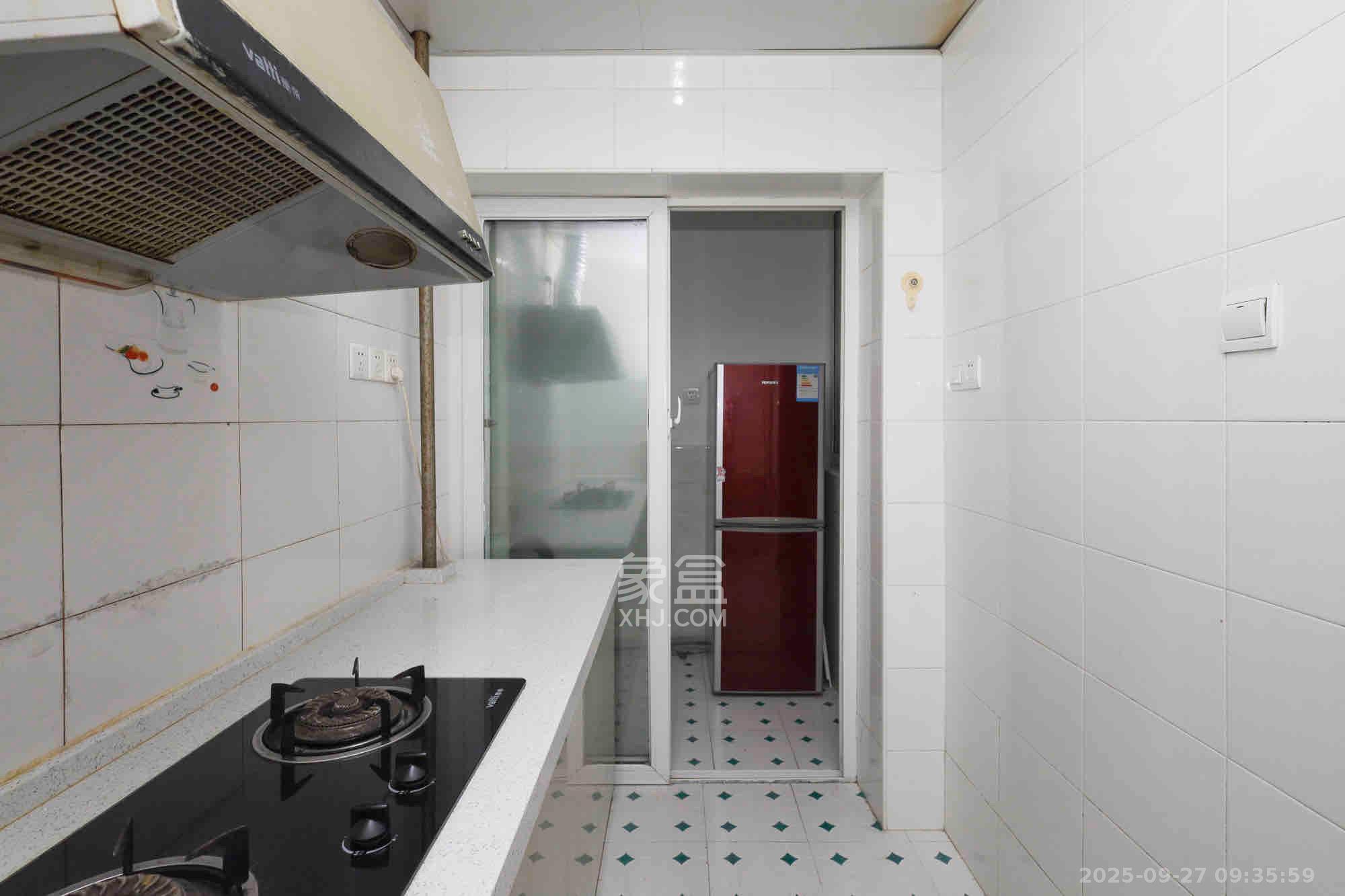 香麓丽舍  3室2厅1卫    2600.0元/月室内图