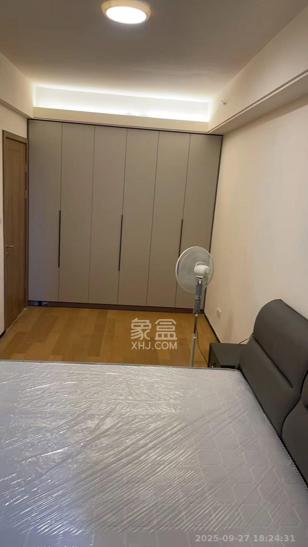 恒大国际广场  1室0厅0卫   2400.00元/月室内图