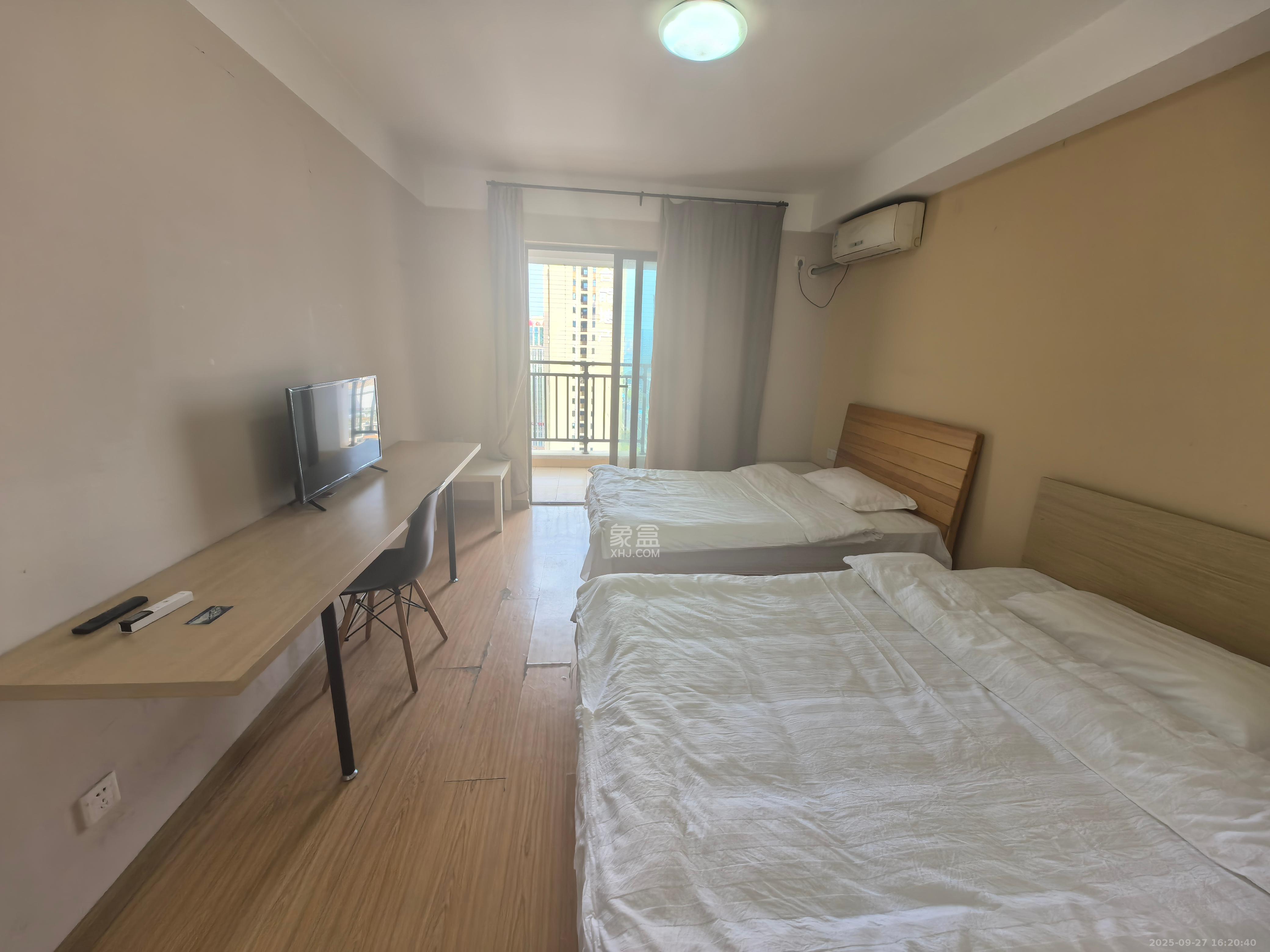 万科白鹭郡  1室1厅1卫    1300.0元/月室内图