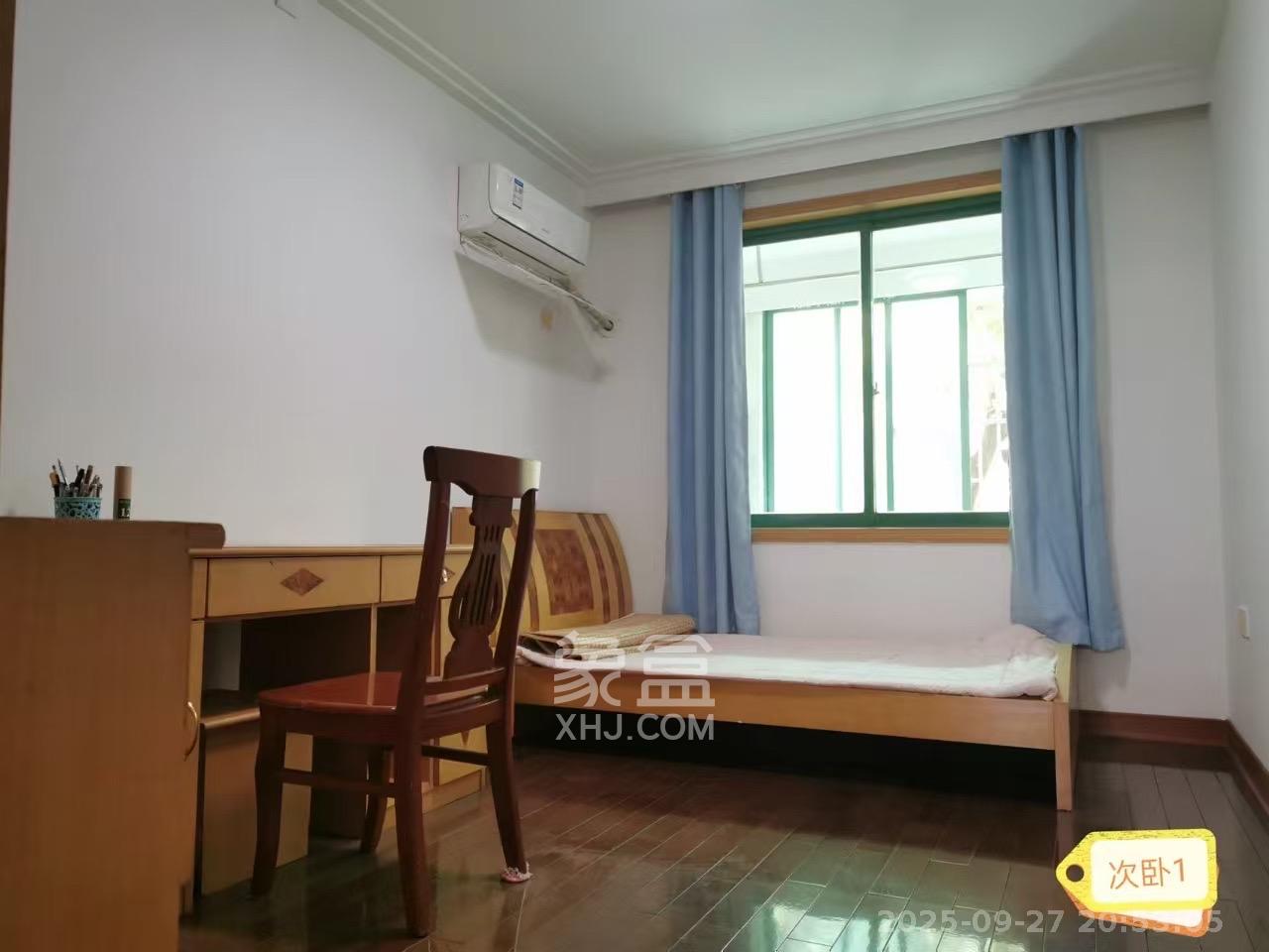 三湘小区  3室2厅2卫   2000.00元/月室内图