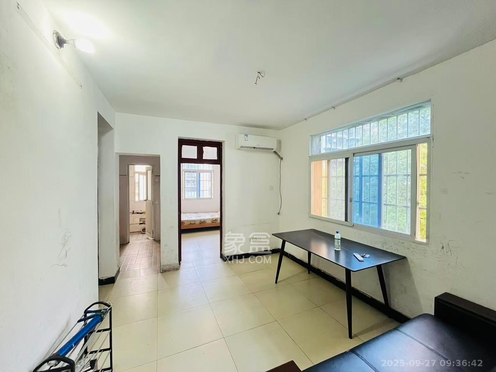 民政局宿舍 2室1厅1卫 1000.0元/月 民政局宿舍 2室1厅1卫 1000.0元/月室内图