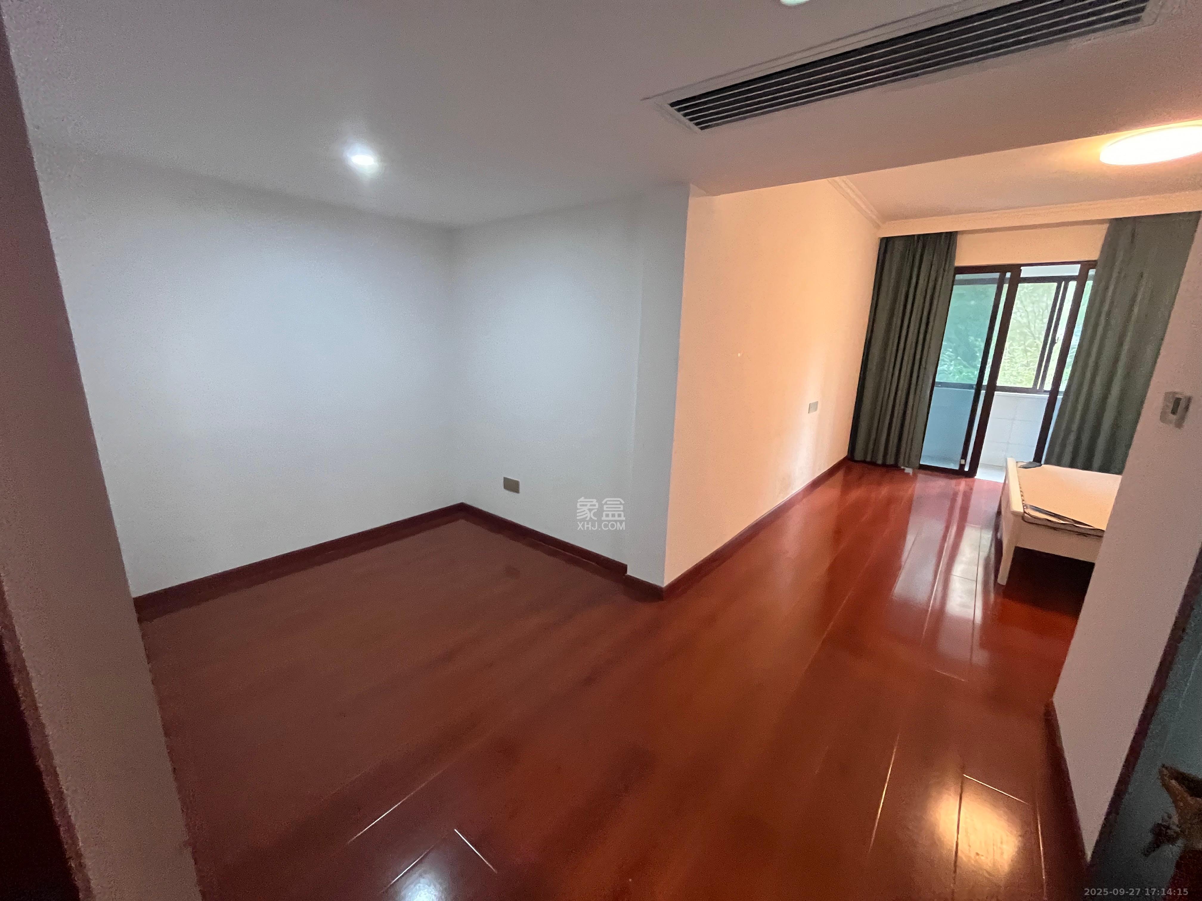 湘水郡(兴旺小爱同学) 4室2厅2卫 2700.0元/月 湘水郡(兴旺小爱同学) 4室2厅2卫 2700.0元/月室内图