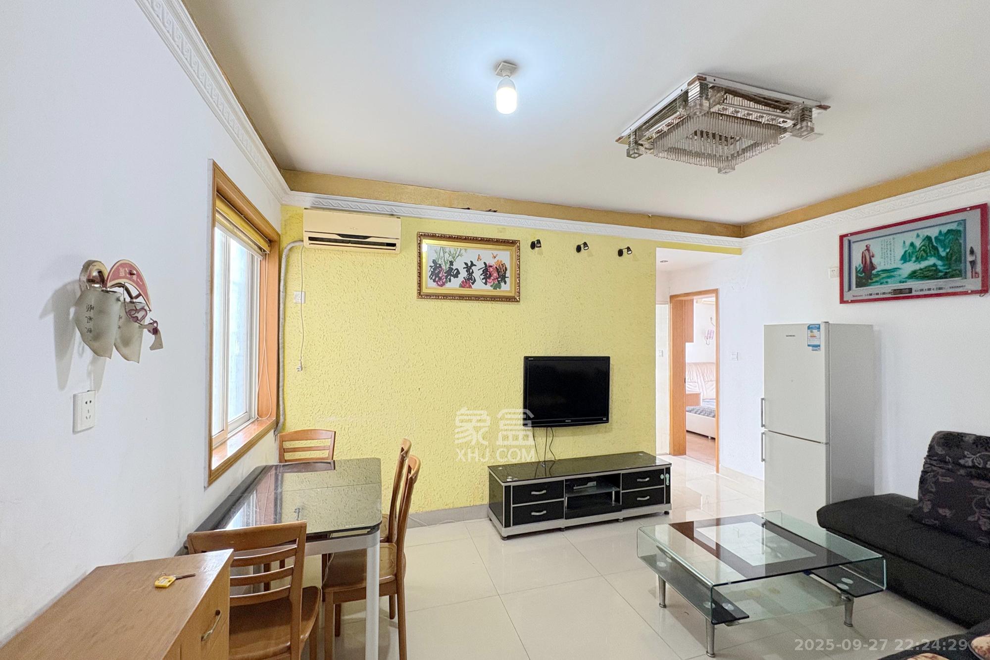 星典时代  2室1厅1卫    52.8万客厅