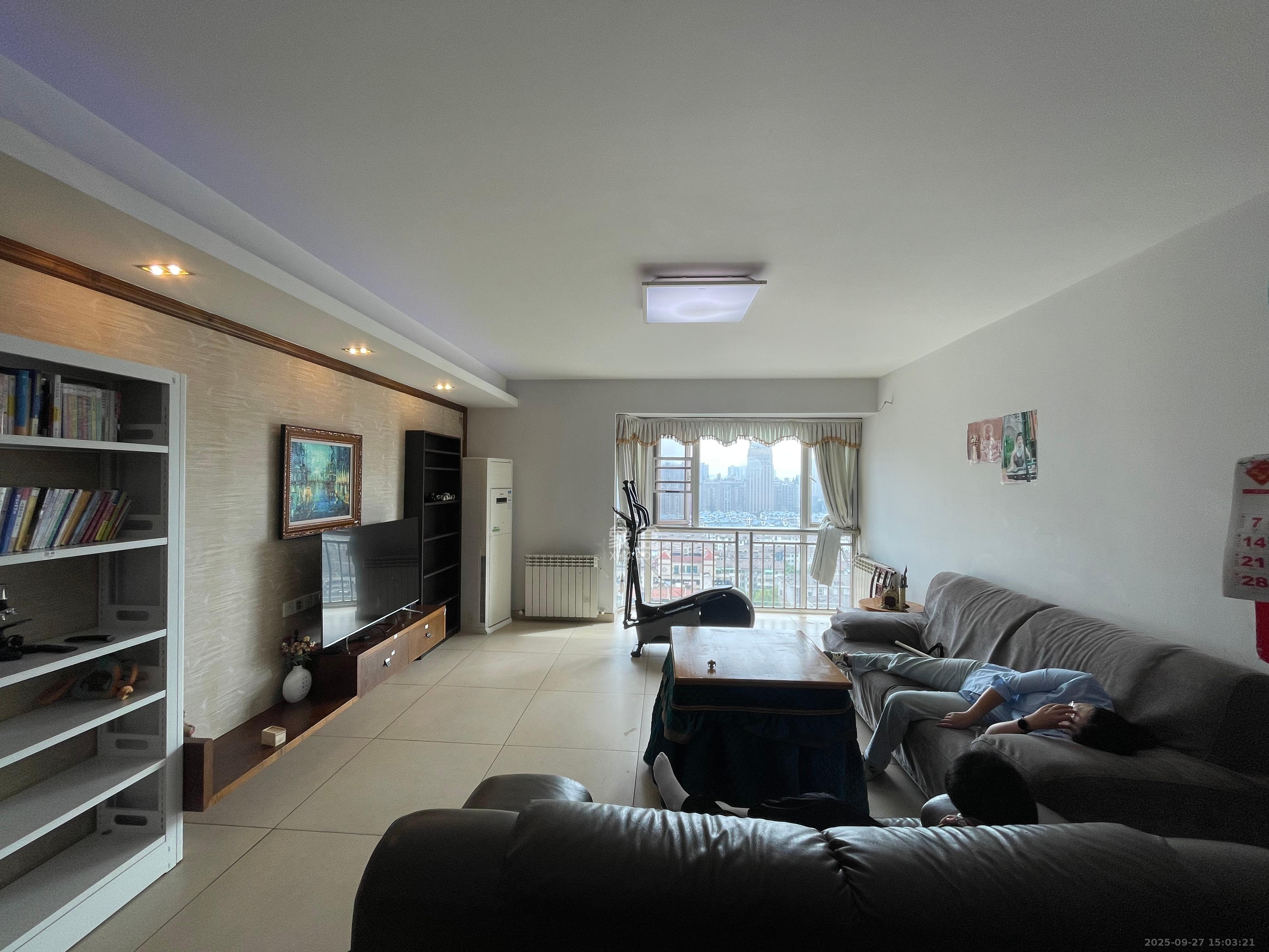 岳麓壹号 3室2厅2卫 4000.0元/月 岳麓壹号 3室2厅2卫 4000.0元/月室内图