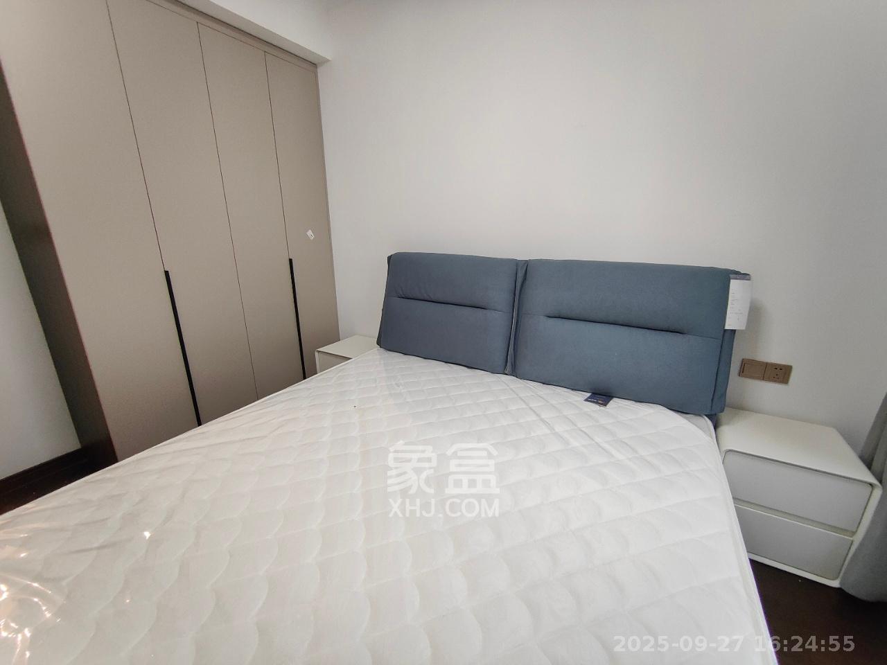 绿地长沙城际空间站(绿地新里佳苑) 4室2厅2卫 3700.0元/月 绿地长沙城际空间站(绿地新里佳苑) 4室2厅2卫 3700.0元/月室内图