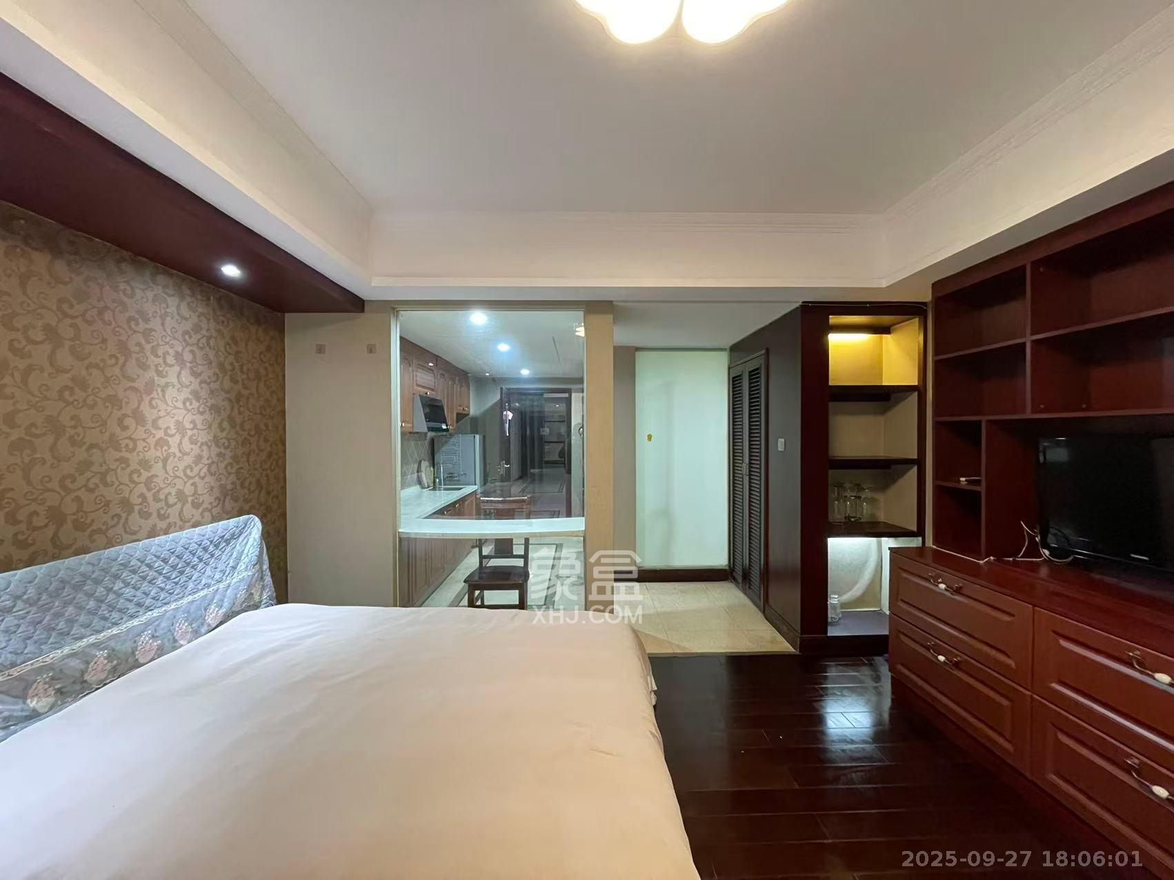 沁园春御院  1室0厅1卫    1800.0元/月 沁园春御院  1室0厅1卫    1800.0元/月室内图