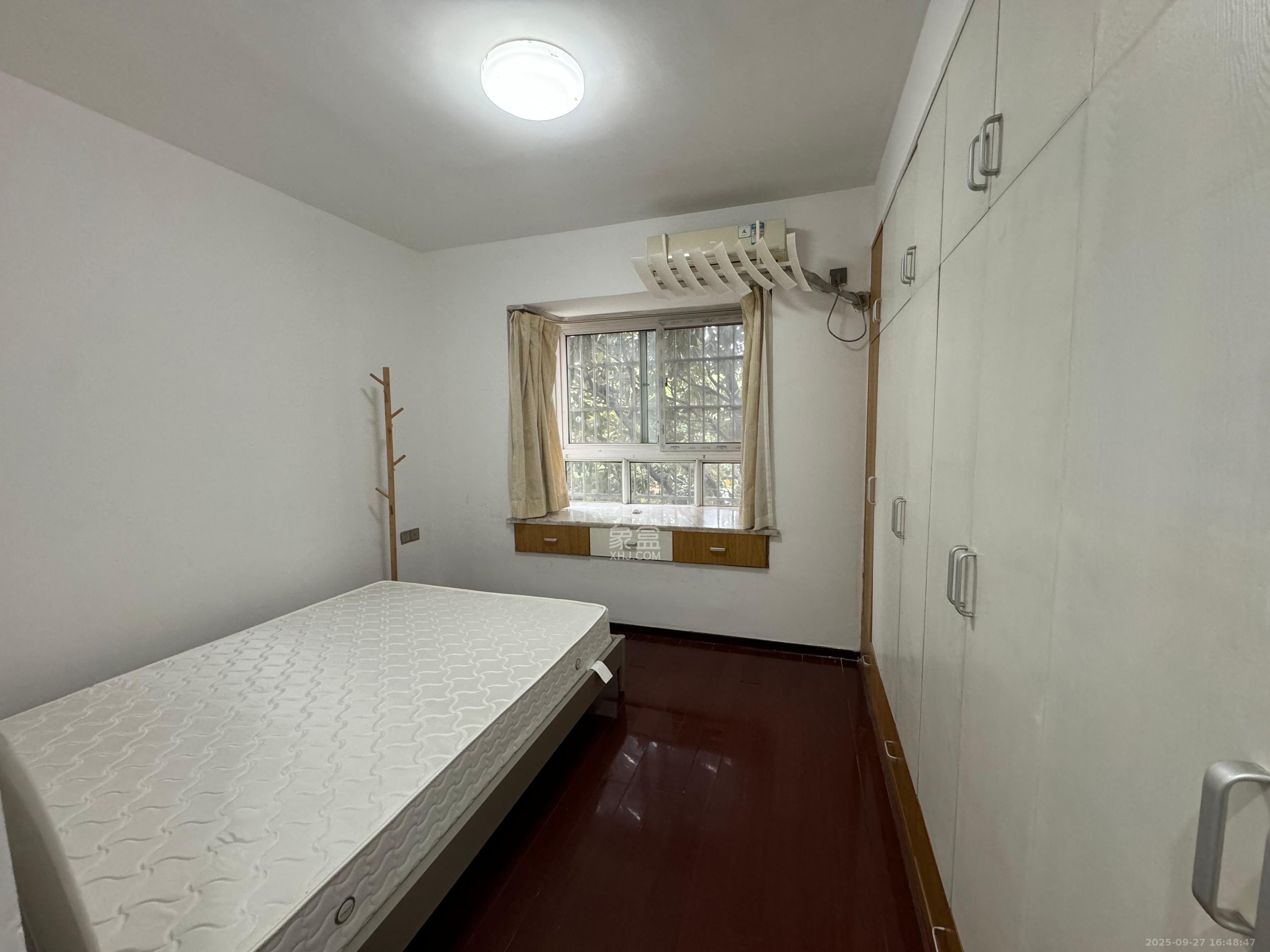 弘欣公寓 2室2厅1卫 1700.0元/月 弘欣公寓 2室2厅1卫 1700.0元/月室内图