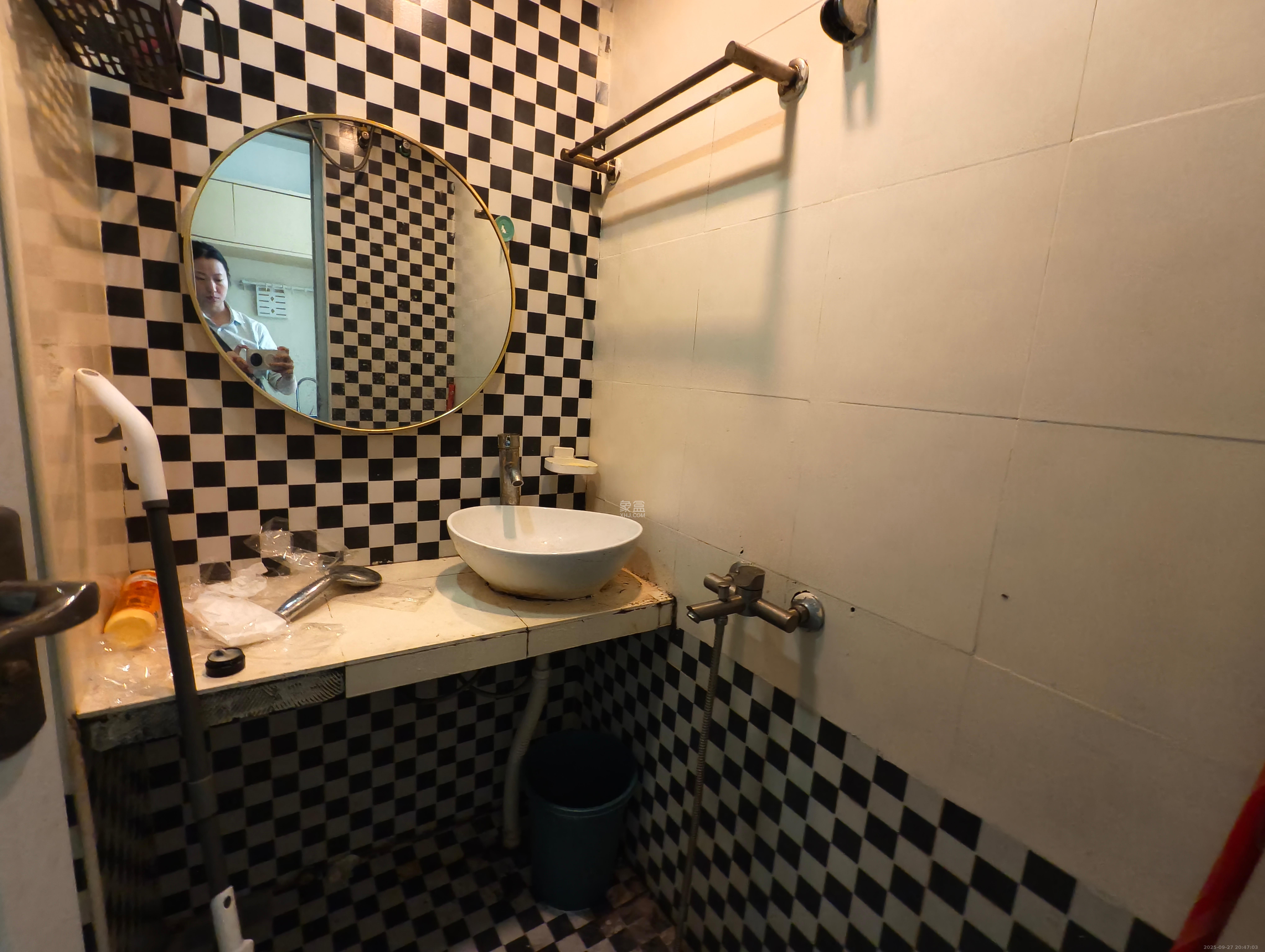 东方芙蓉 1室0厅1卫 1200.0元/月 东方芙蓉 1室0厅1卫 1200.0元/月室内图