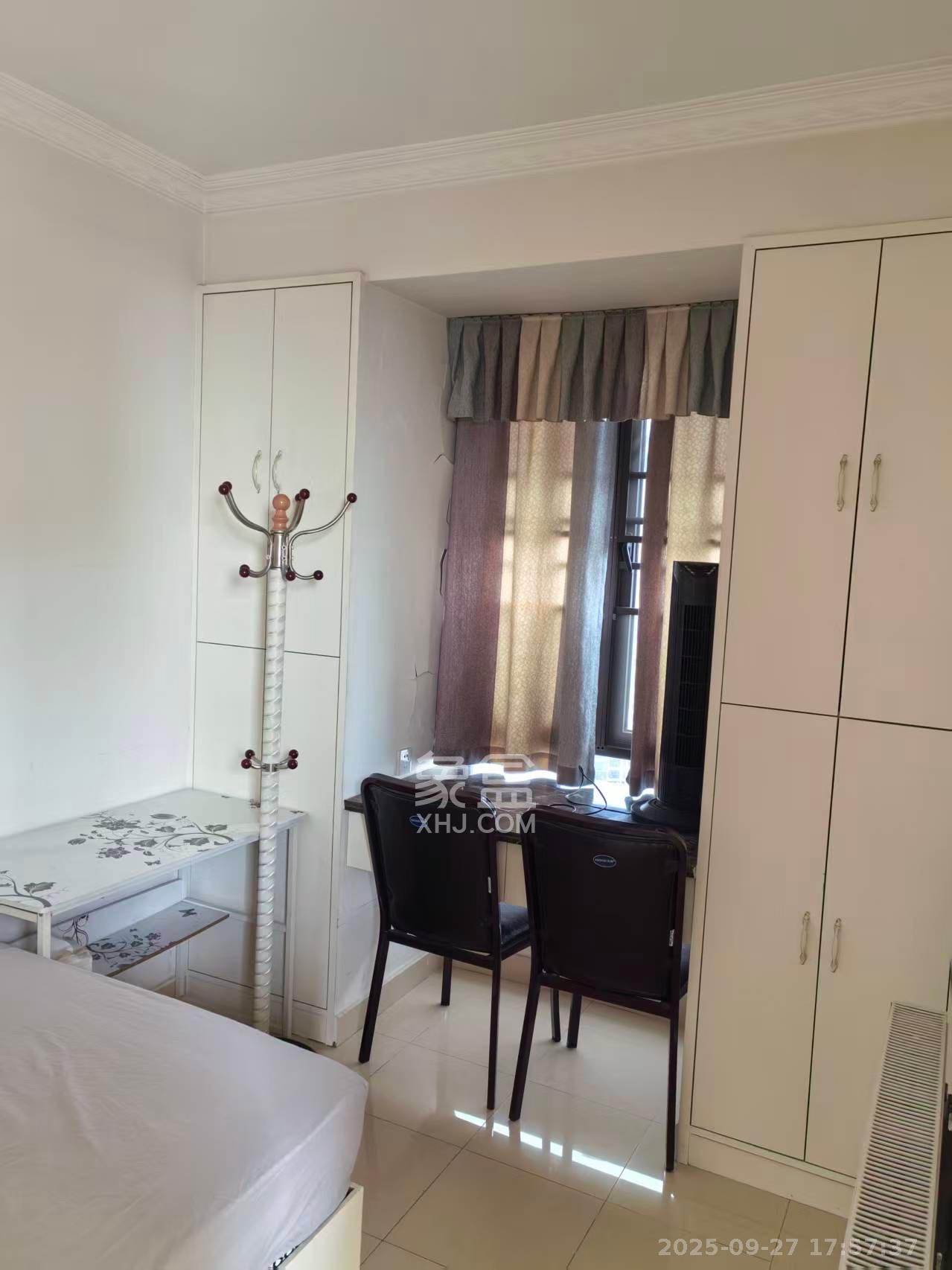 保利麓谷林语F区  1室1厅1卫    1200.0元/月