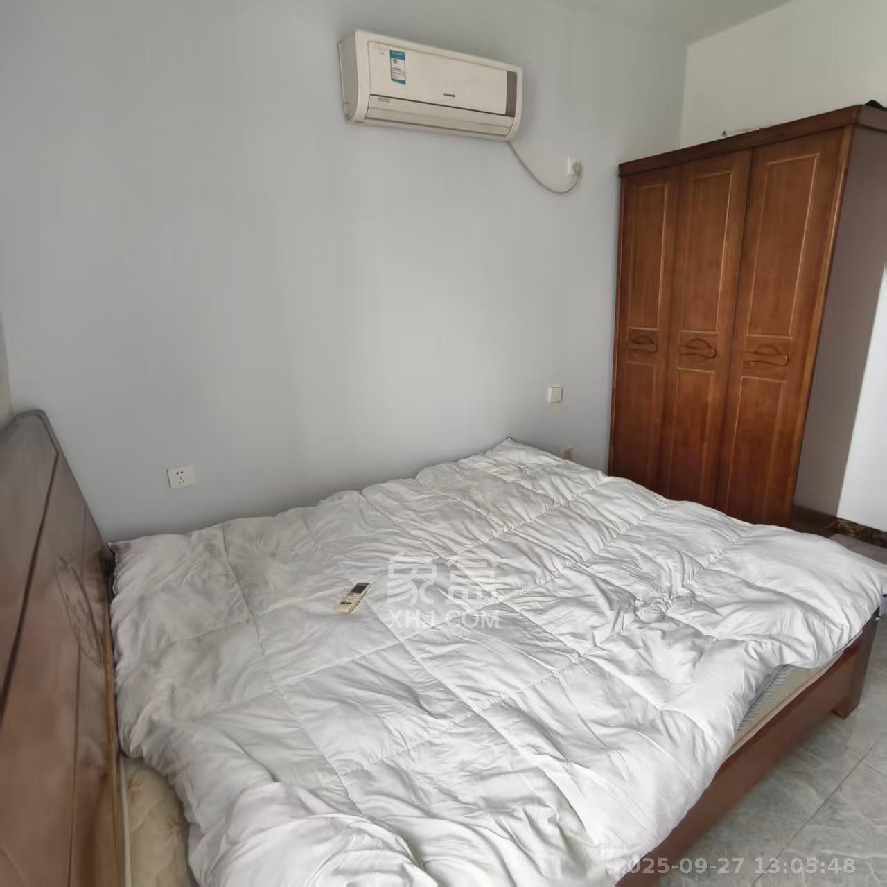 怡海星城 3室1厅2卫 2200.0元/月 怡海星城 3室1厅2卫 2200.0元/月室内图