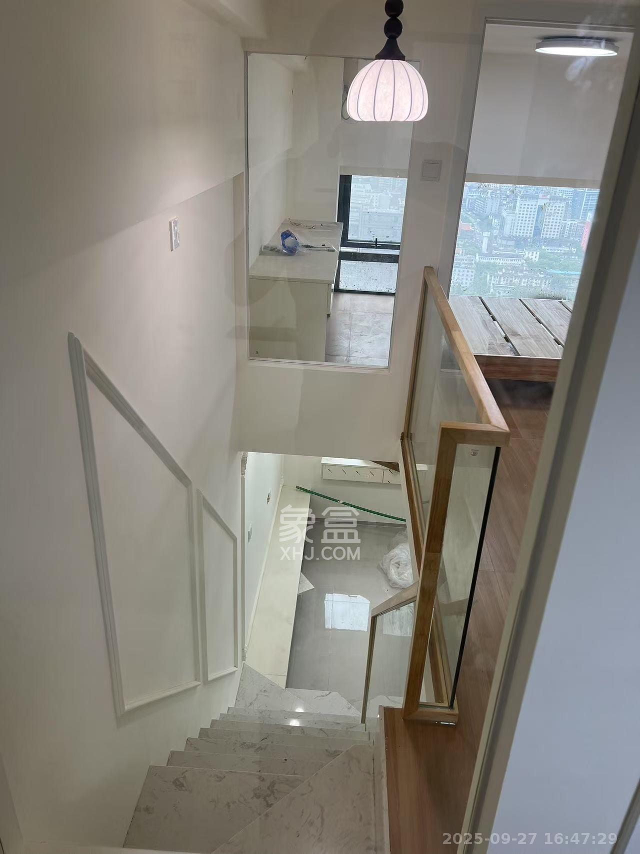 建发养云 2室1厅1卫 3100.0元/月 建发养云 2室1厅1卫 3100.0元/月室内图