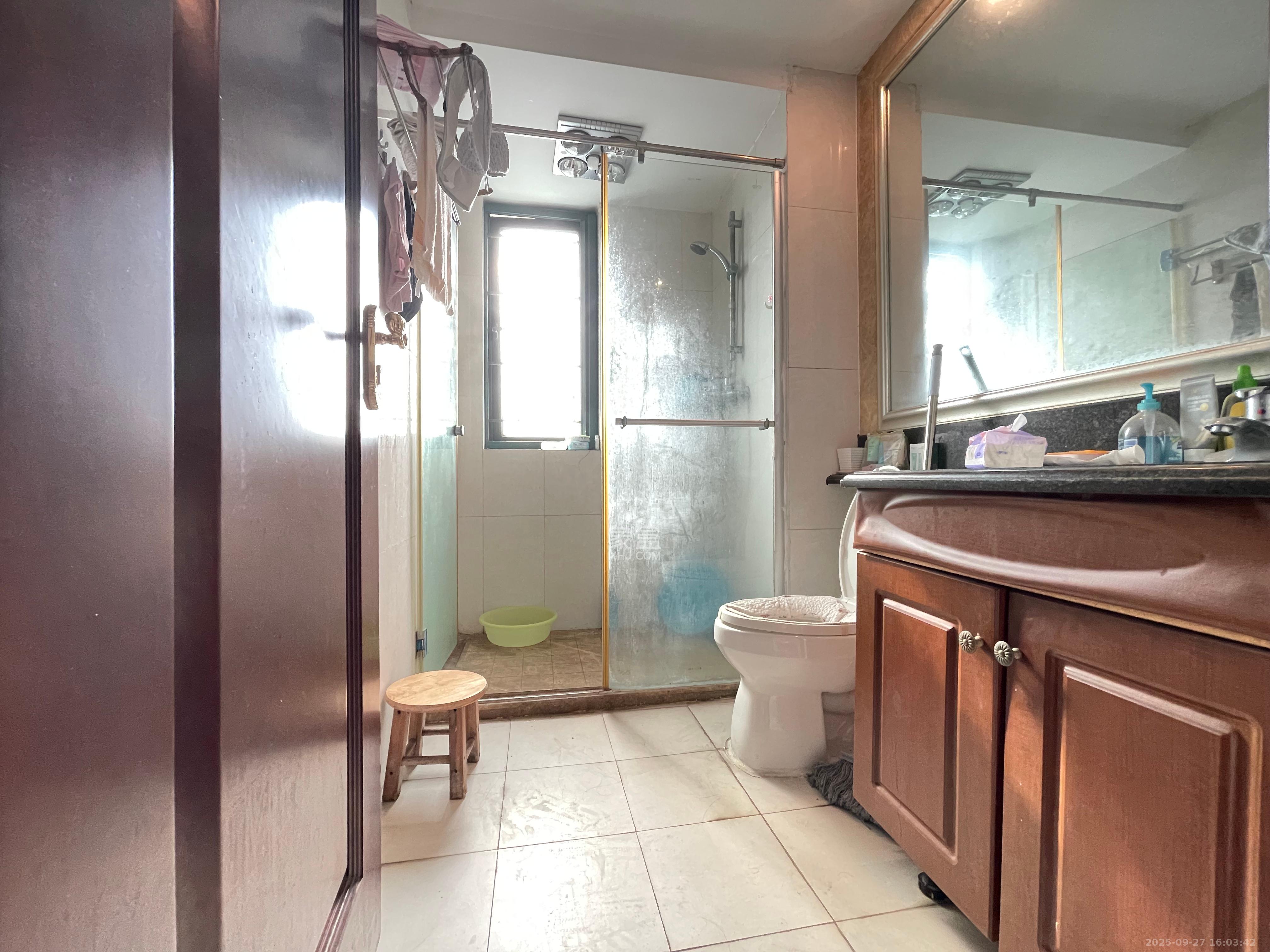 恒大名都 3室2厅2卫 1800.0元/月 恒大名都 3室2厅2卫 1800.0元/月室内图