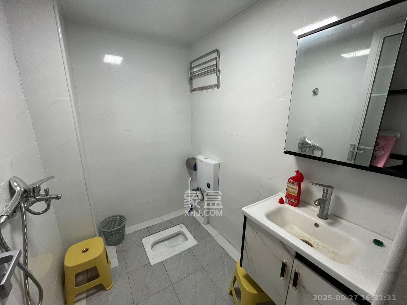 建发中央悦府  3室2厅1卫    3200.0元/月室内图