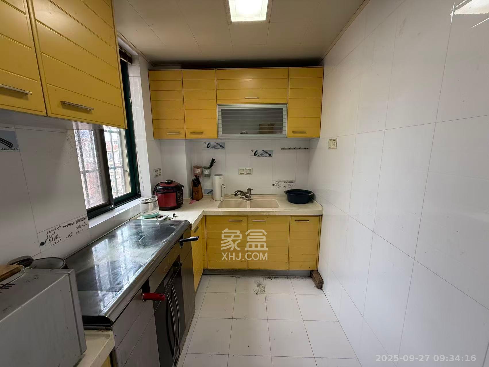 东方新城  6室2厅3卫    900.0元/月室内图