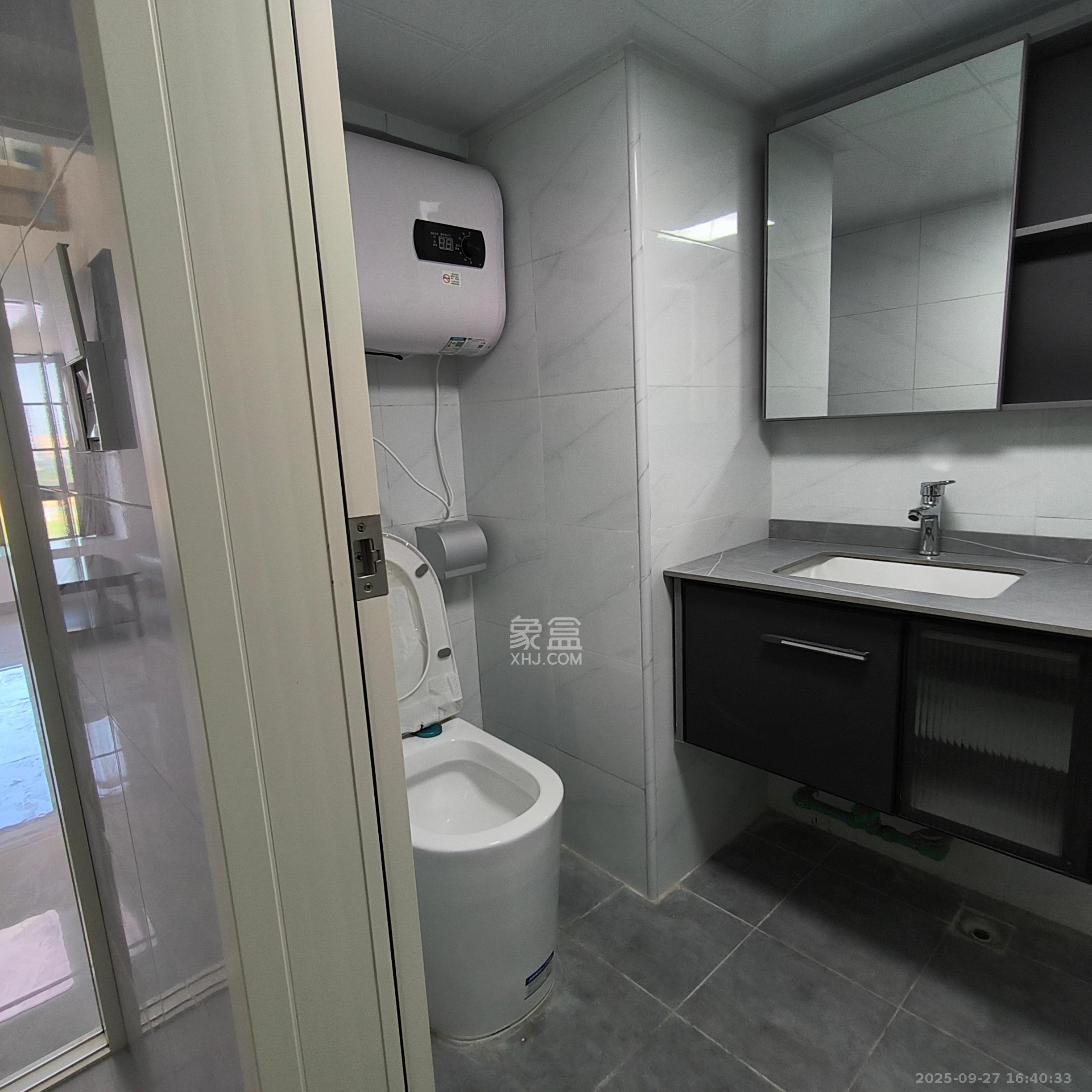 新城悦隽 2室1厅1卫 1600.0元/月 新城悦隽 2室1厅1卫 1600.0元/月室内图